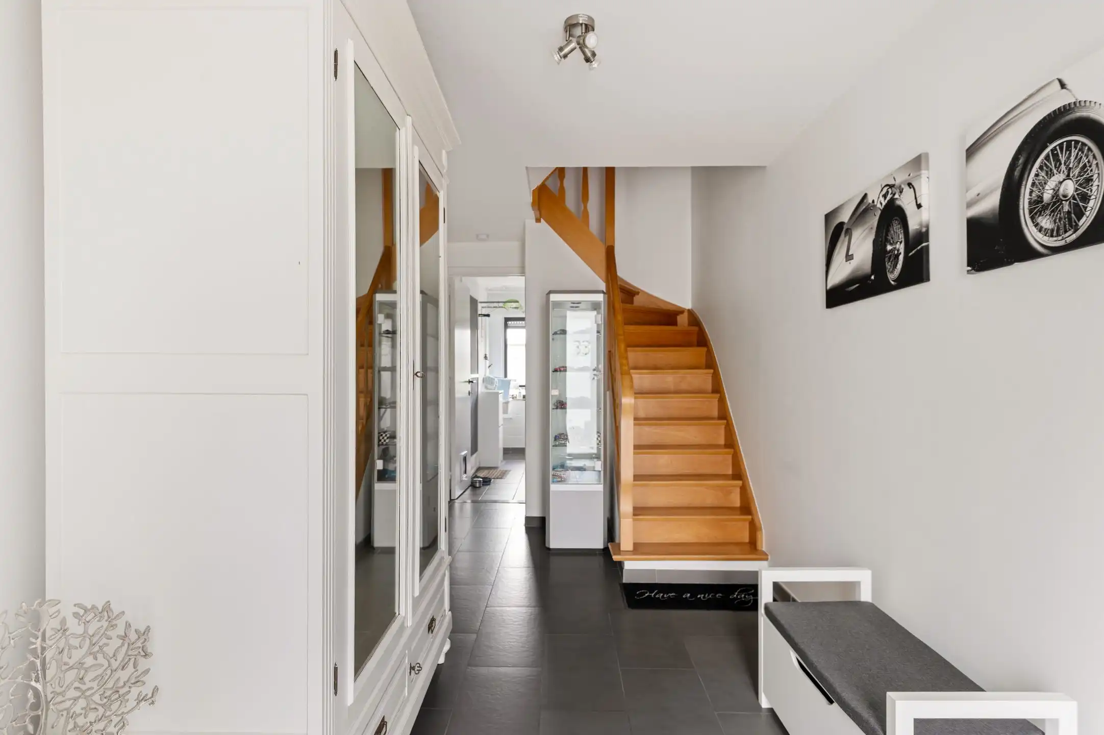 Instapklare bel-etage in een rustige woonwijk. foto 2