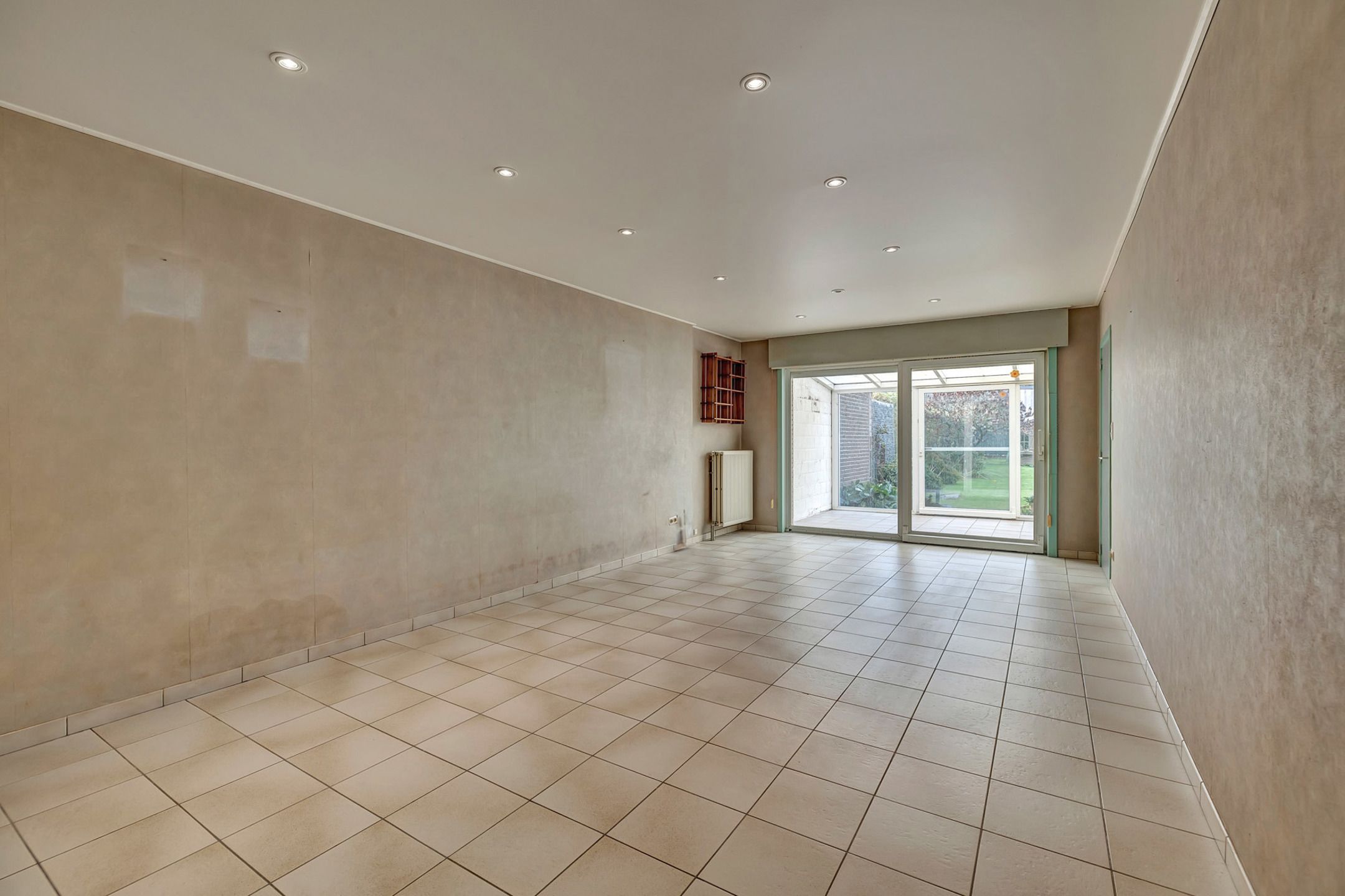 Gezellige rijwoning met inpandige garage te Erpe-Mere foto 3