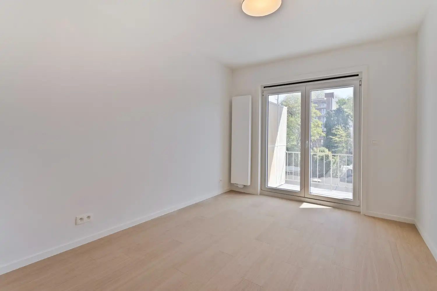 Hoogwaardig gerenoveerd 2 slaapkamer appartement nabij Citadelpark foto 6