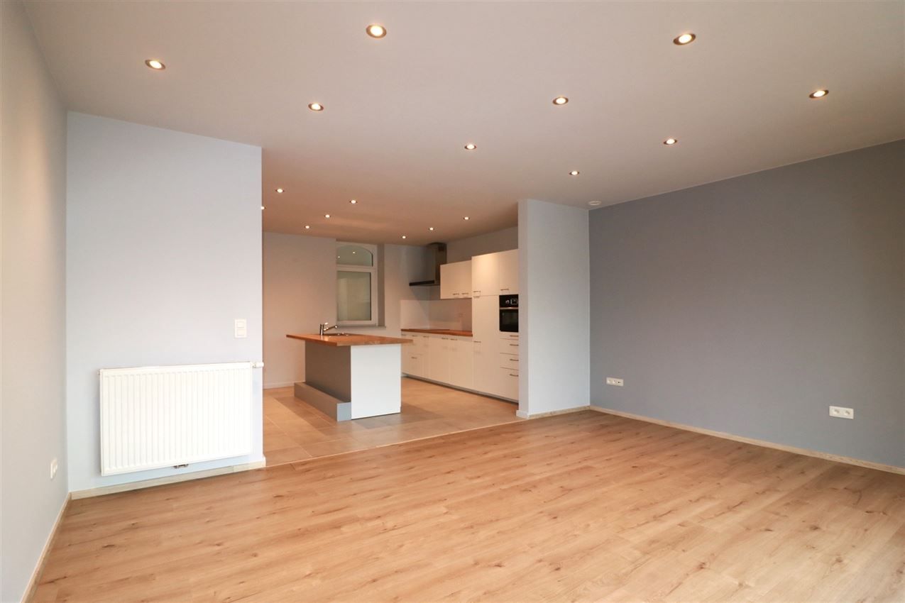 Ruime duplex, 3 slpk en zuidterras foto 3