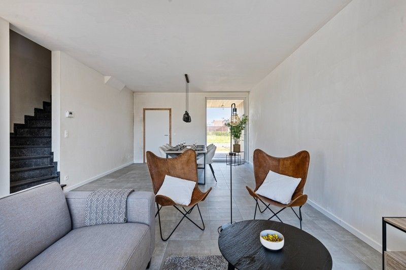Moderne nieuwbouwwoning op 274 m² TE KOOP in Wakken! foto 9