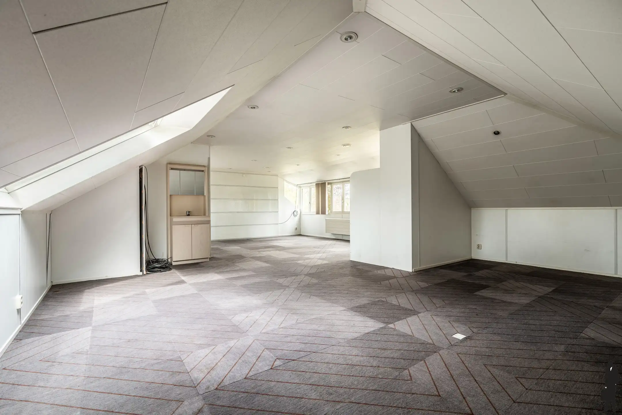 Laagbouwvilla in bosrijke en residentiële buurt op 2.216 m²  foto 16