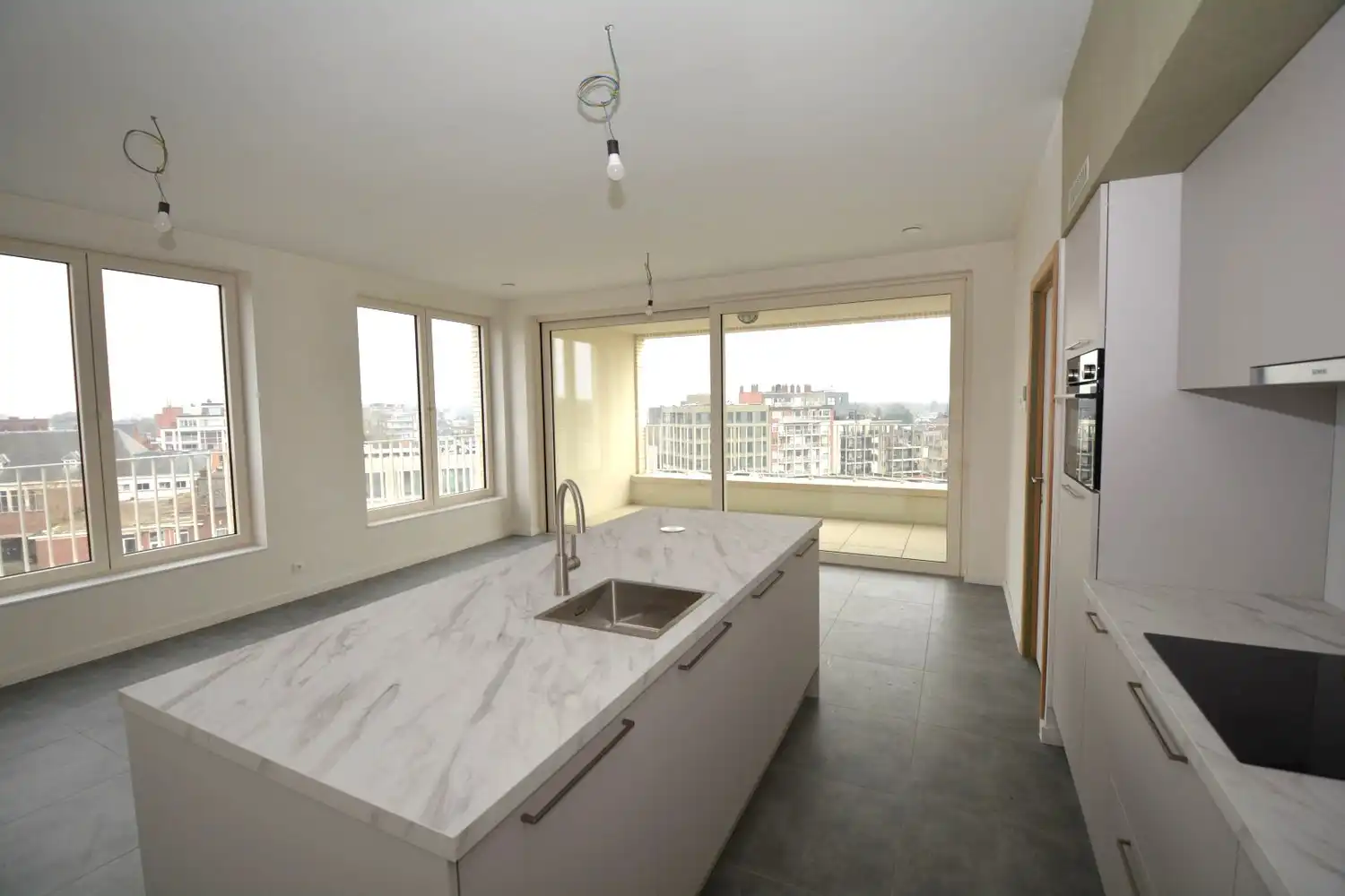 NIEUWBOUWAPP. MET 3 SLK, 2 BADKAMERS EN TERRAS! foto 3