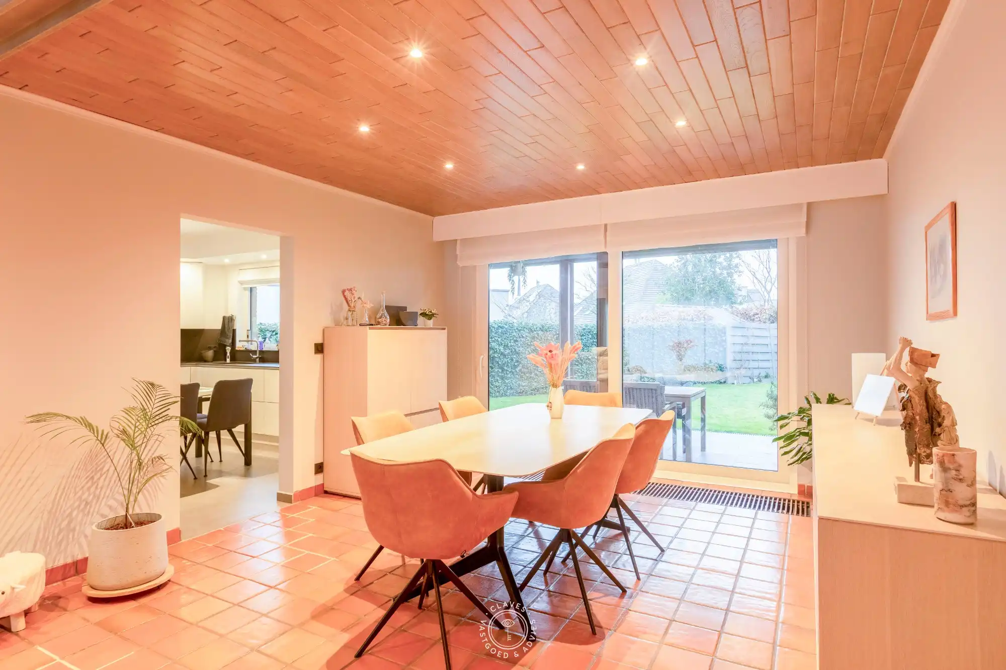 Buitengewone bungalow in doodlopende straat foto 9