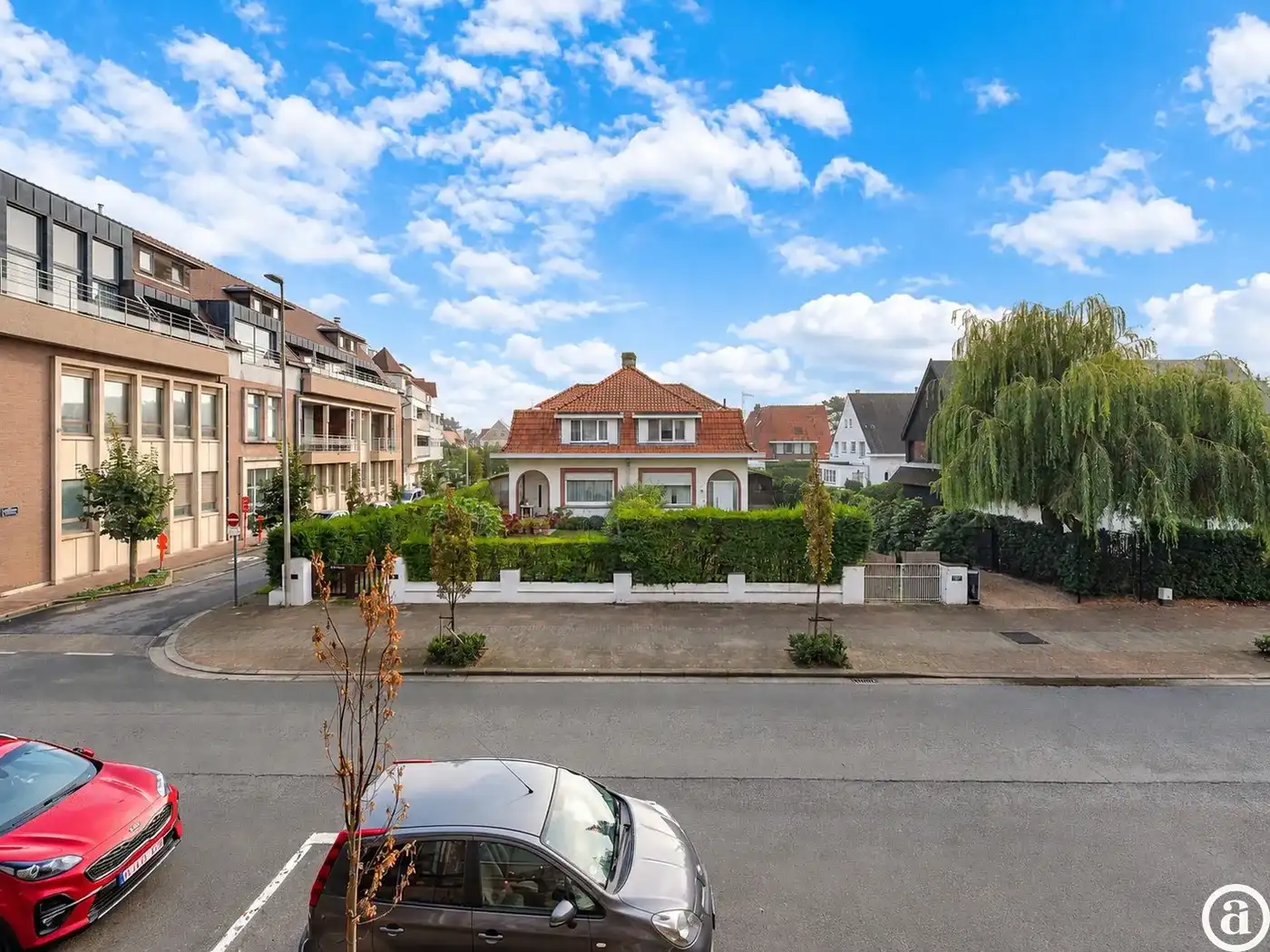 Mooi vernieuwd appartement met open uitzicht & 3 slaapkamers foto 25