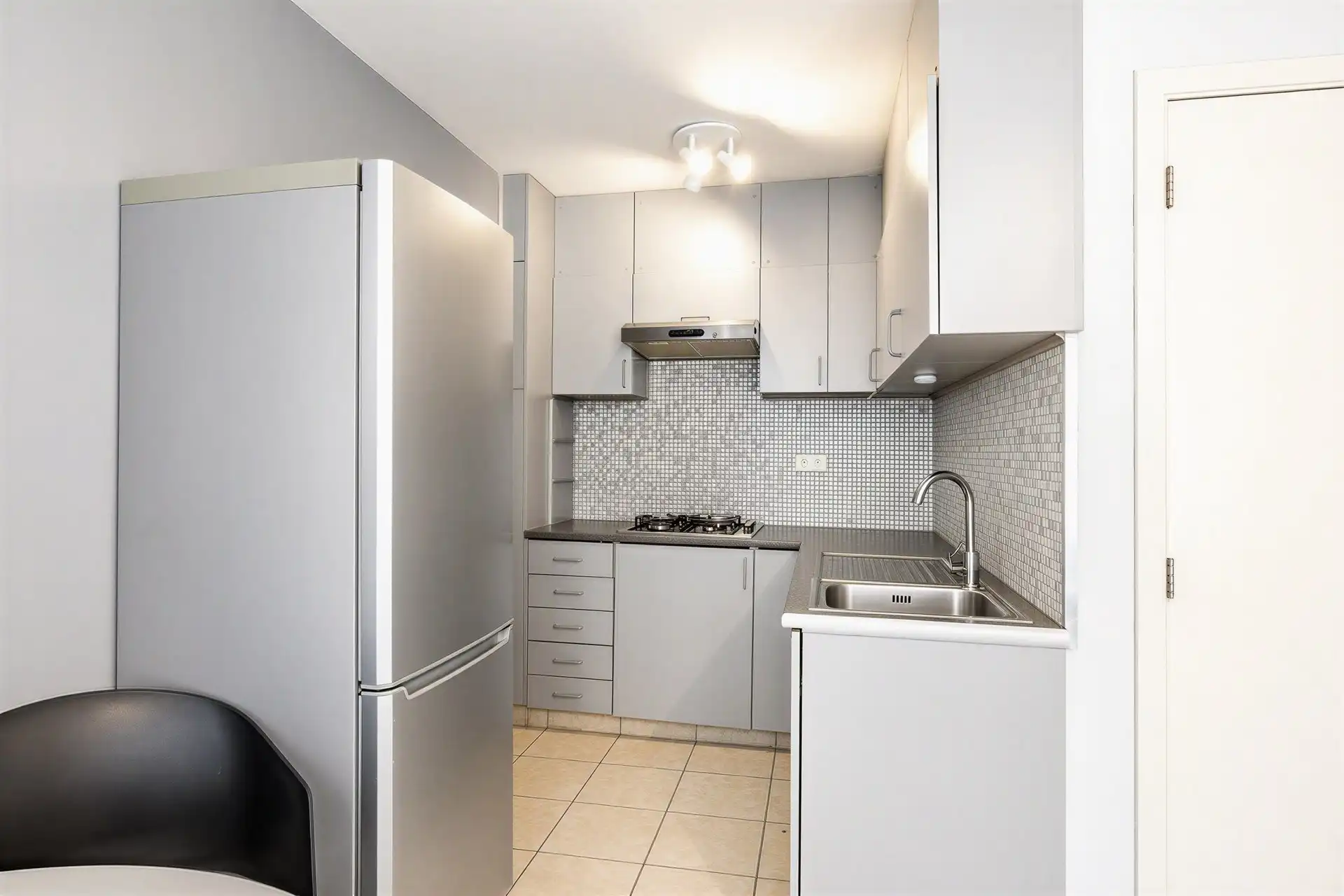 Instapklaar appartement met 2 slaapkamers foto 5