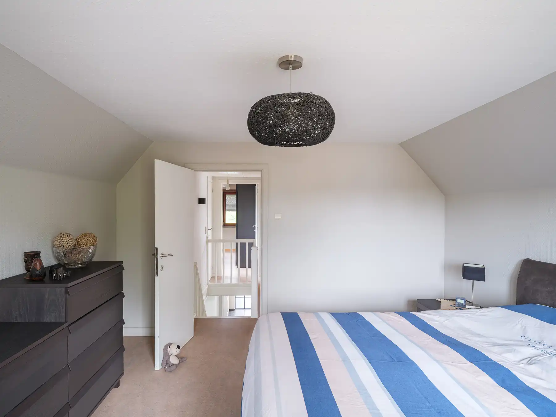 Instapklare woning met prachtige tuin foto 19
