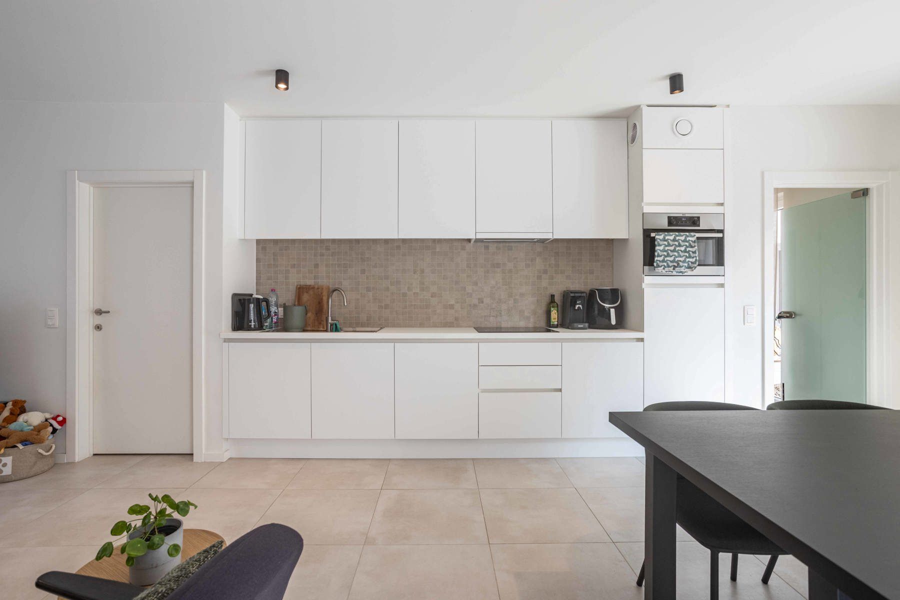 Stijlvol Gelijkvloers Appartement te koop in het hart van Aalst foto 10