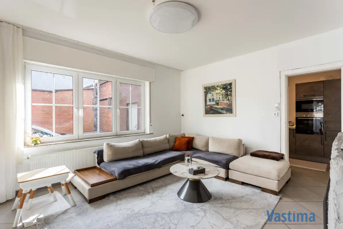 Rustige gelegen gezinswoning met tuin foto 3