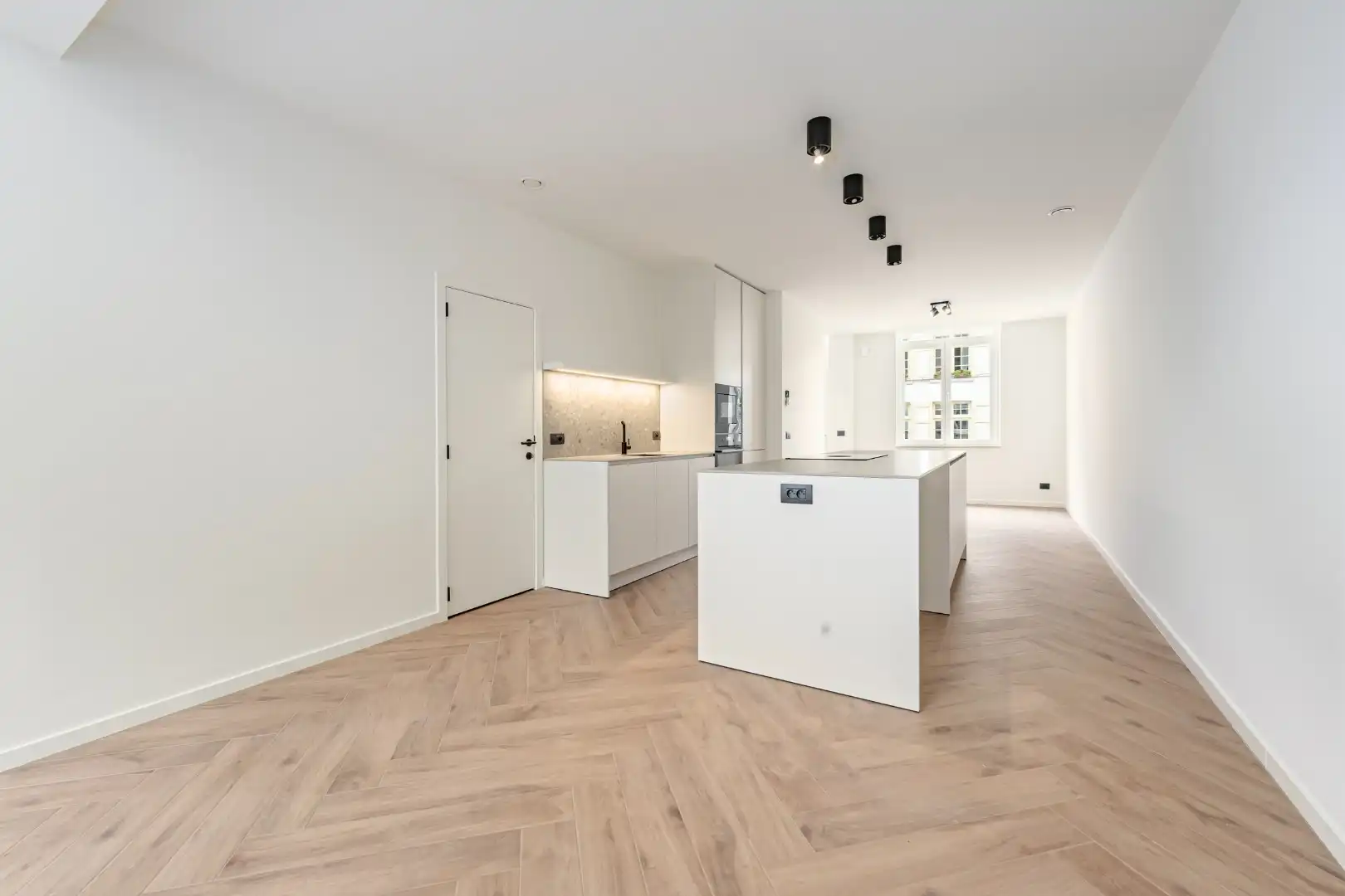 Exclusieve nieuwbouwwoning te huur met 3 slaapkamers in het hart van Brugge foto 6