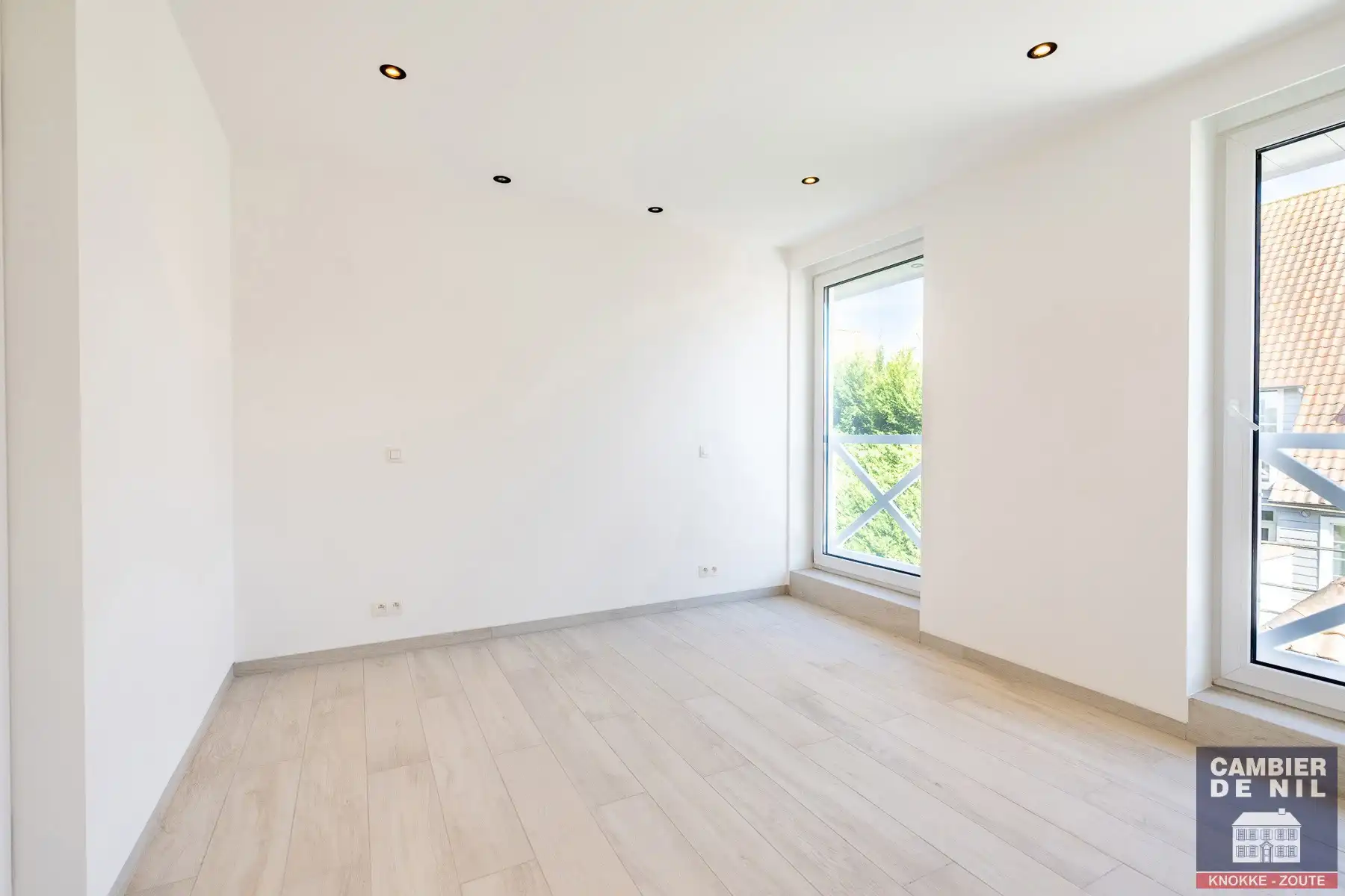 Prachtige ongemeubelde nieuwbouwwoning nabij het centrum van Knokke, gelegen in het rustige Izabellapolder. foto 29