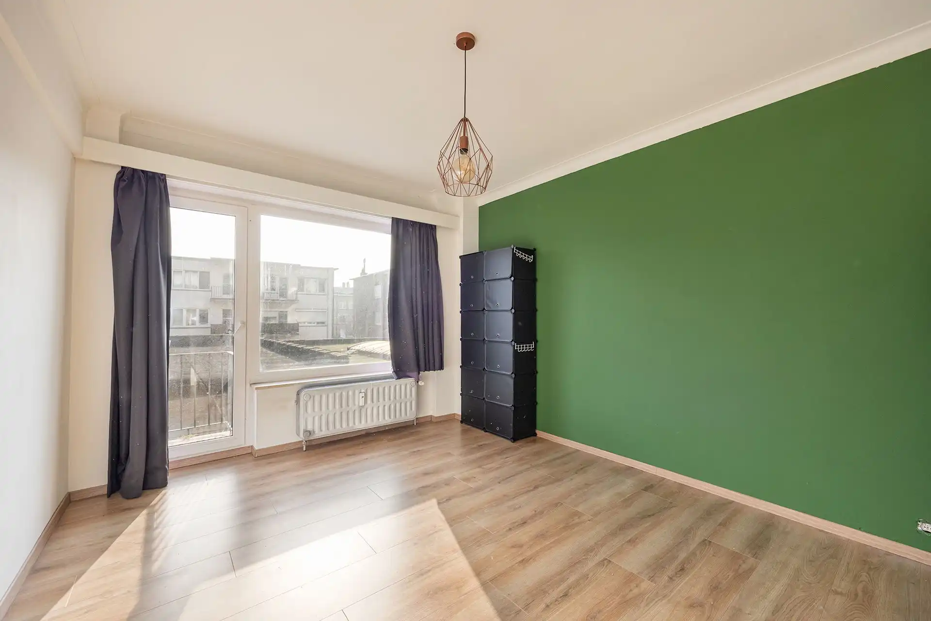 Instapklaar, lichtrijk appartement met terras en staanplaats foto 12