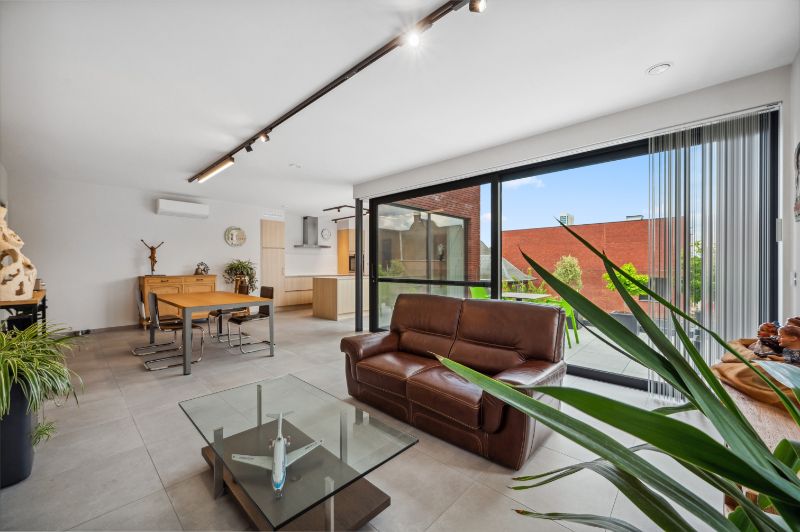 Knappe loft met open zicht op het centrum van Begijnendijk foto 2