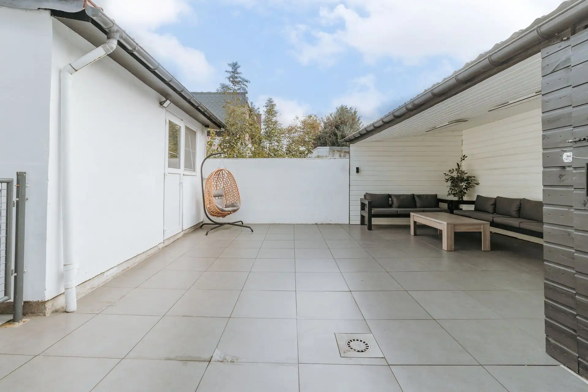 Ruime woning met 3 slpk, 2 parkeerplaatsen en buitenruimte foto 22