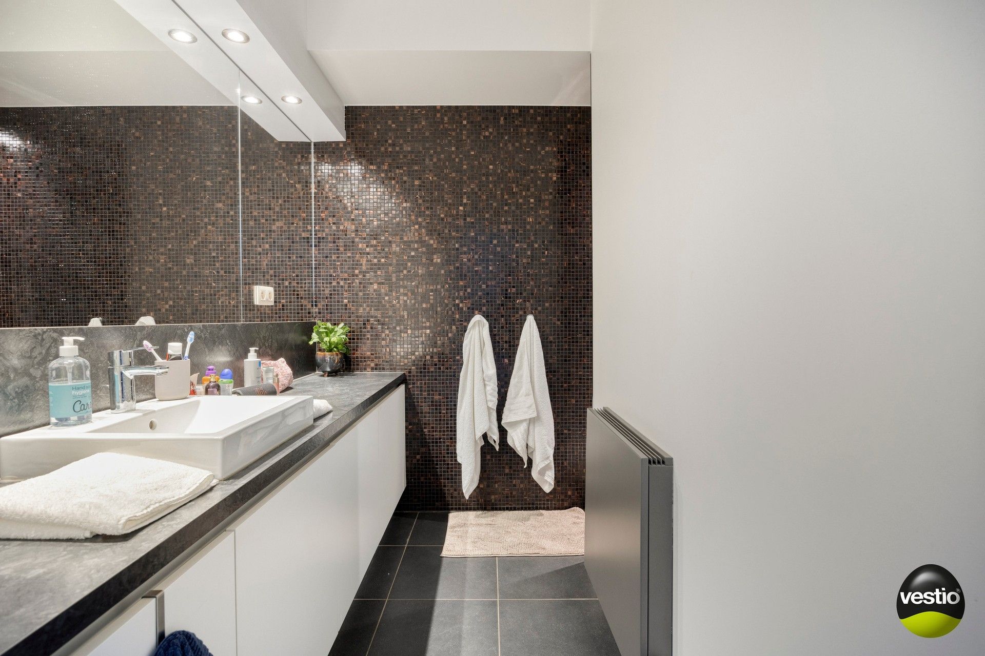 Instapklaar en stijlvol 1,5-slaapkamerappartement in de levendige Aldestraat – hartje Hasselt foto 11