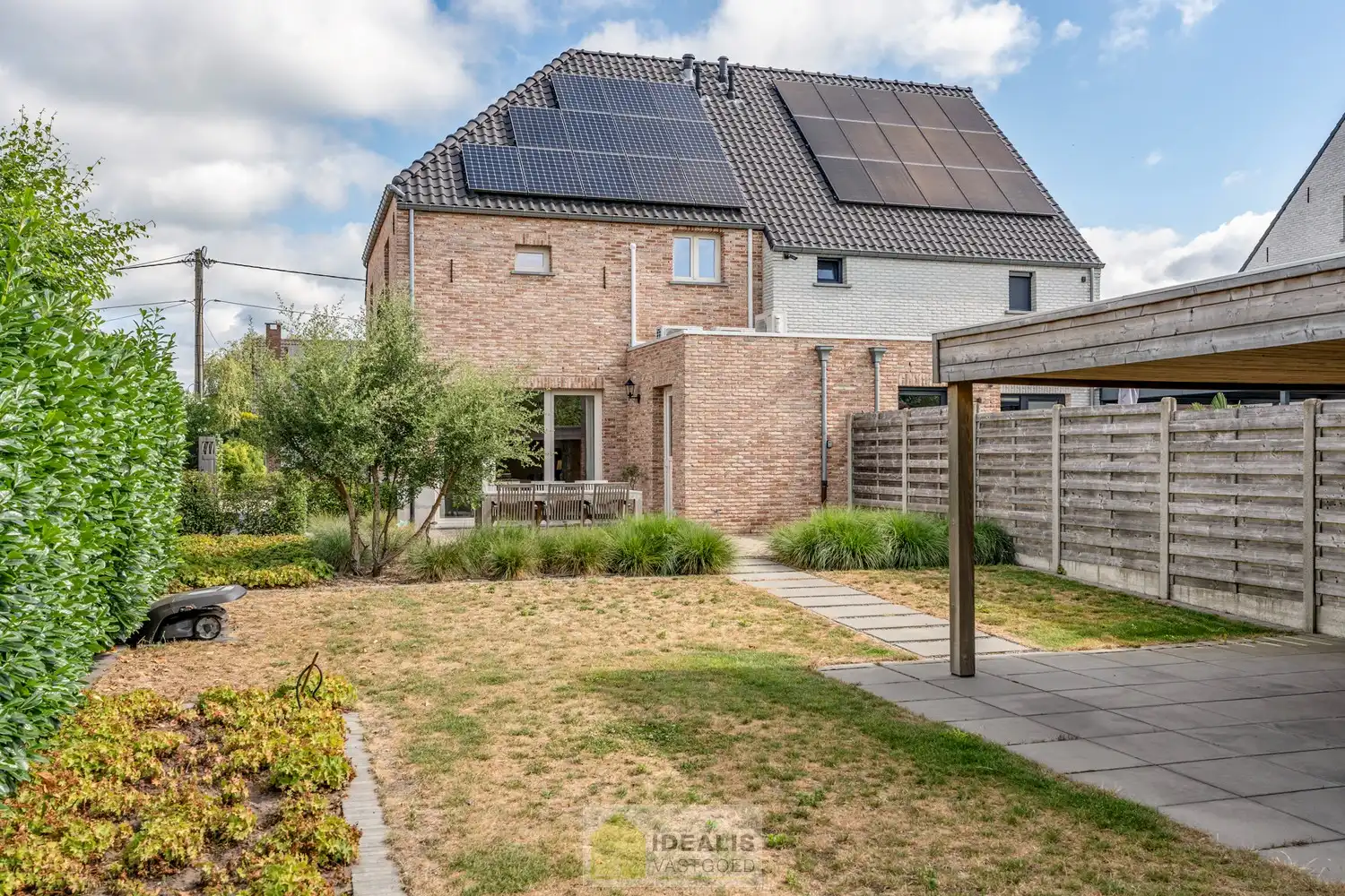 IDEALIS VASTGOED - Prachtige stijlvolle woning met 2 tot 3 slaapkamers op gegeerde locatie! foto 37
