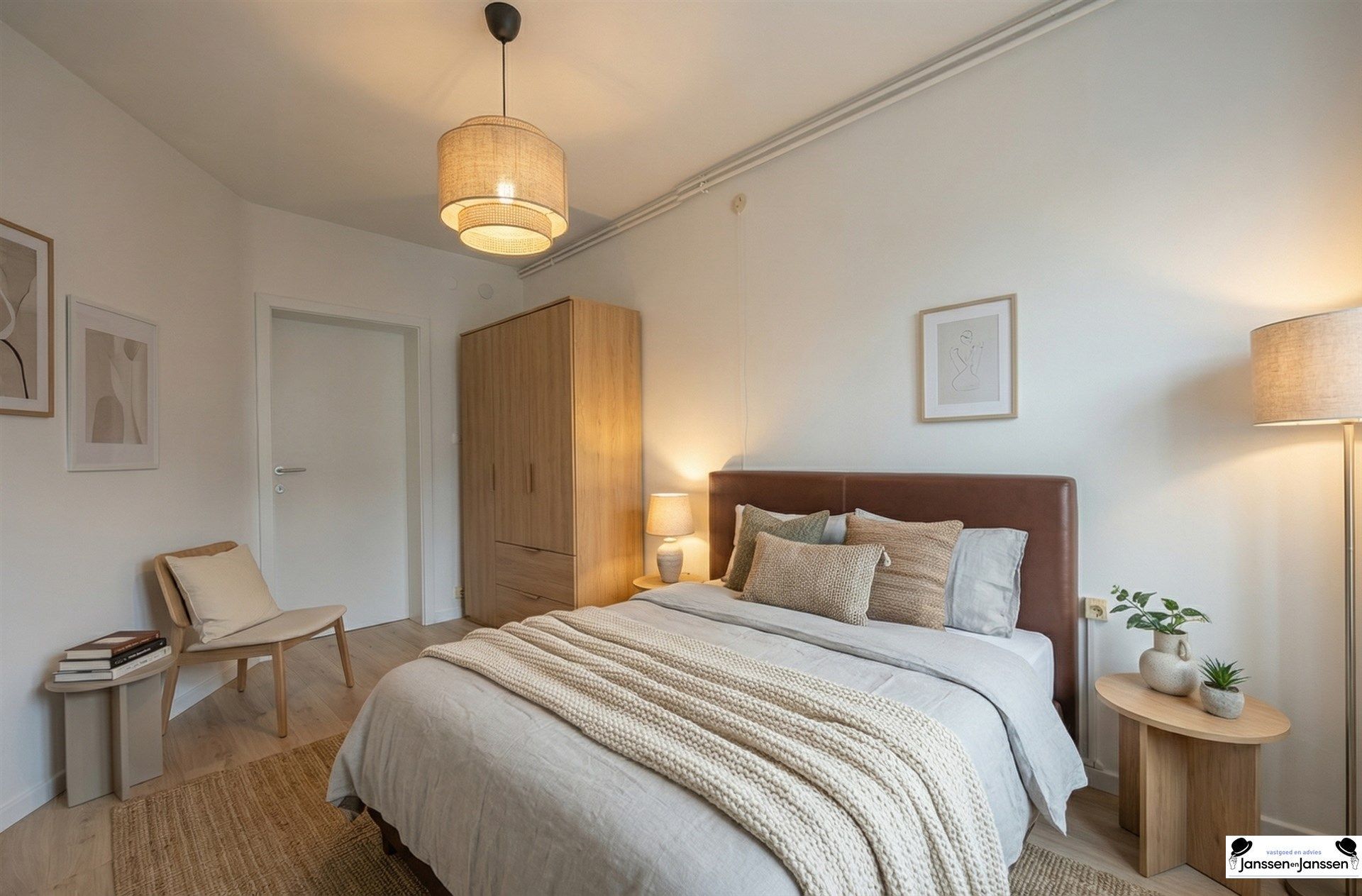 Ruim Instapklaar Appartement op de Zeedijk foto 17