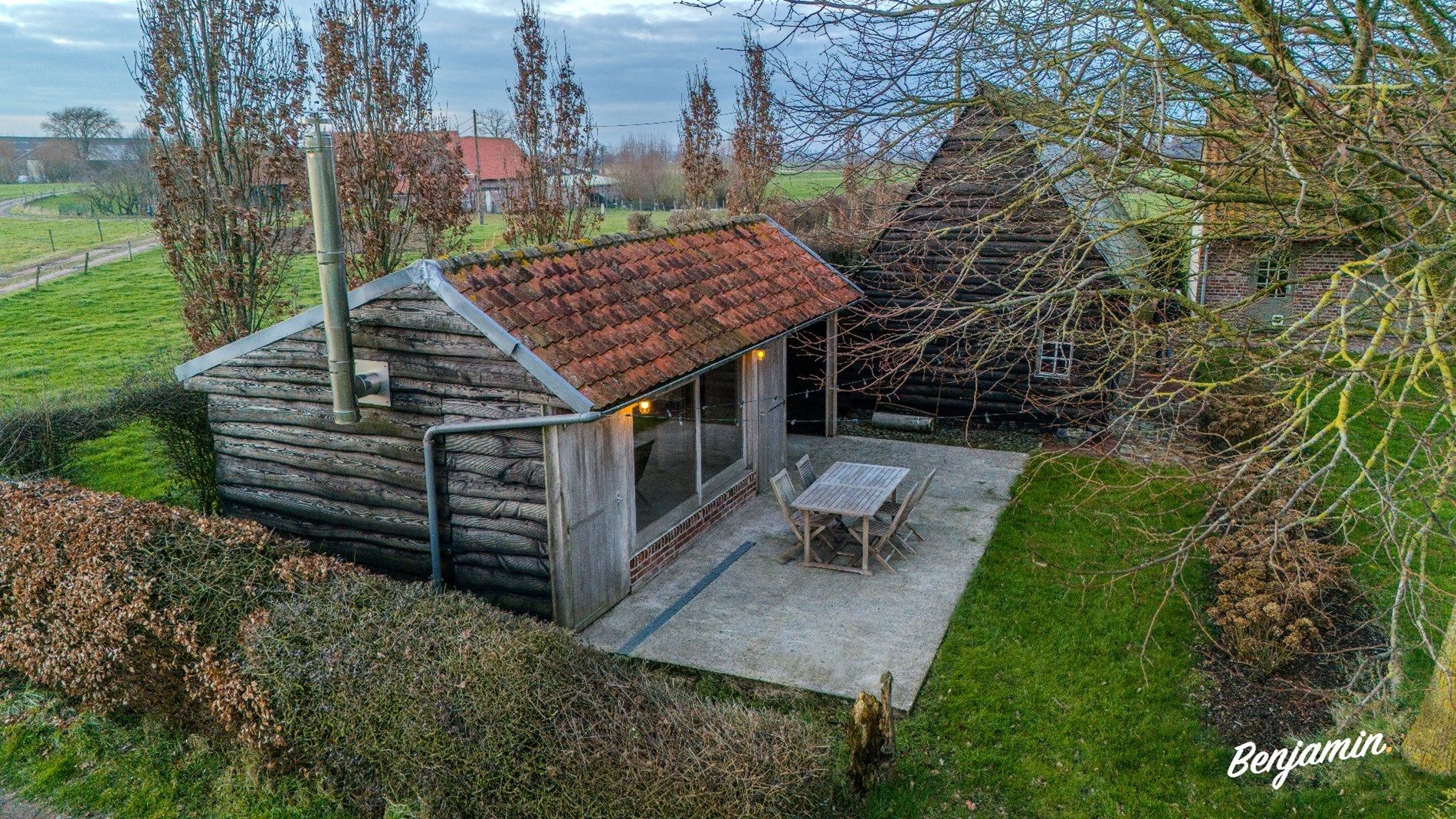 Charmante hoeve met weide te koop in Poperinge foto 11