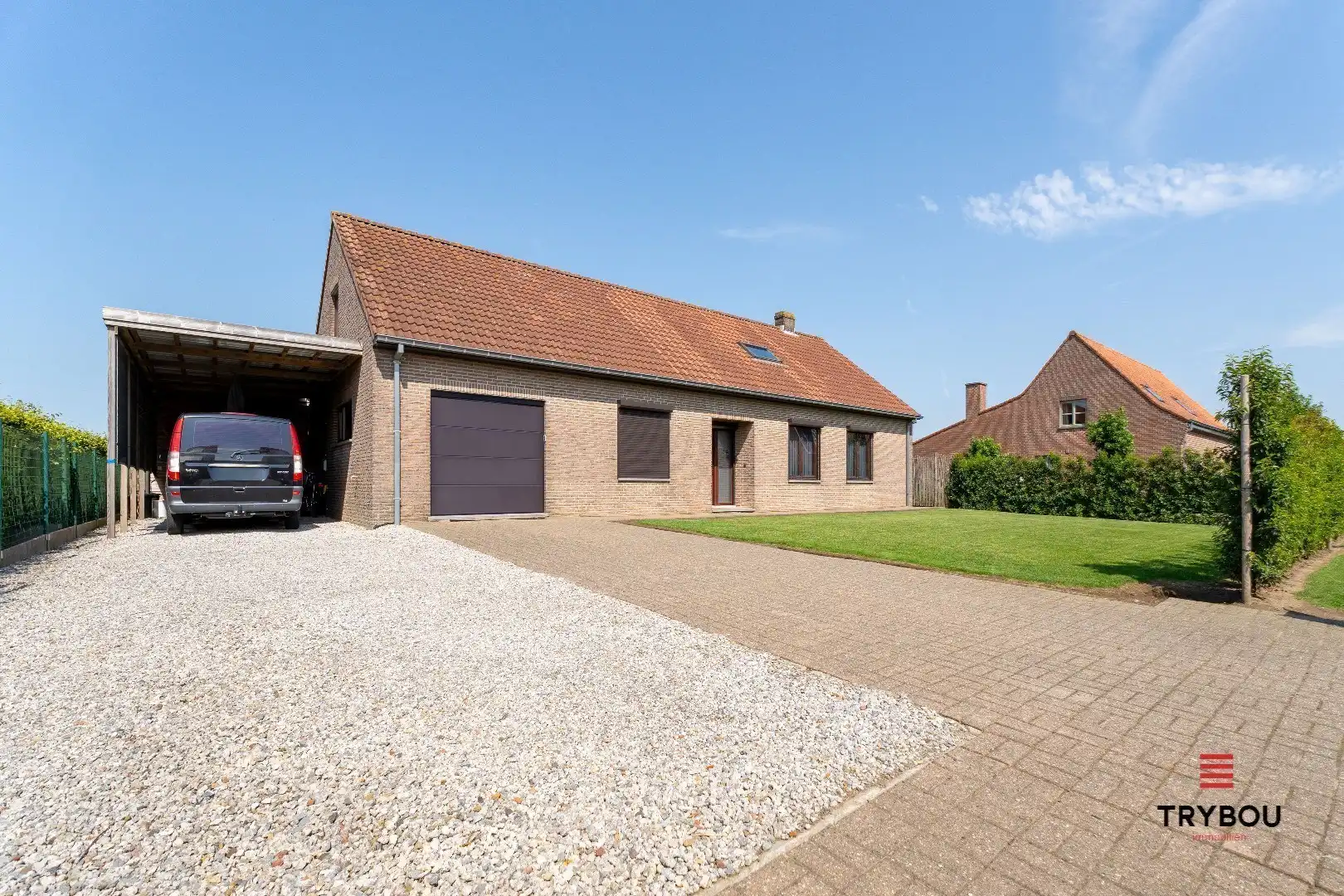 Gerenoveerde landelijke woning op een perceel van 1396m² met prachtige verzichten! foto 2