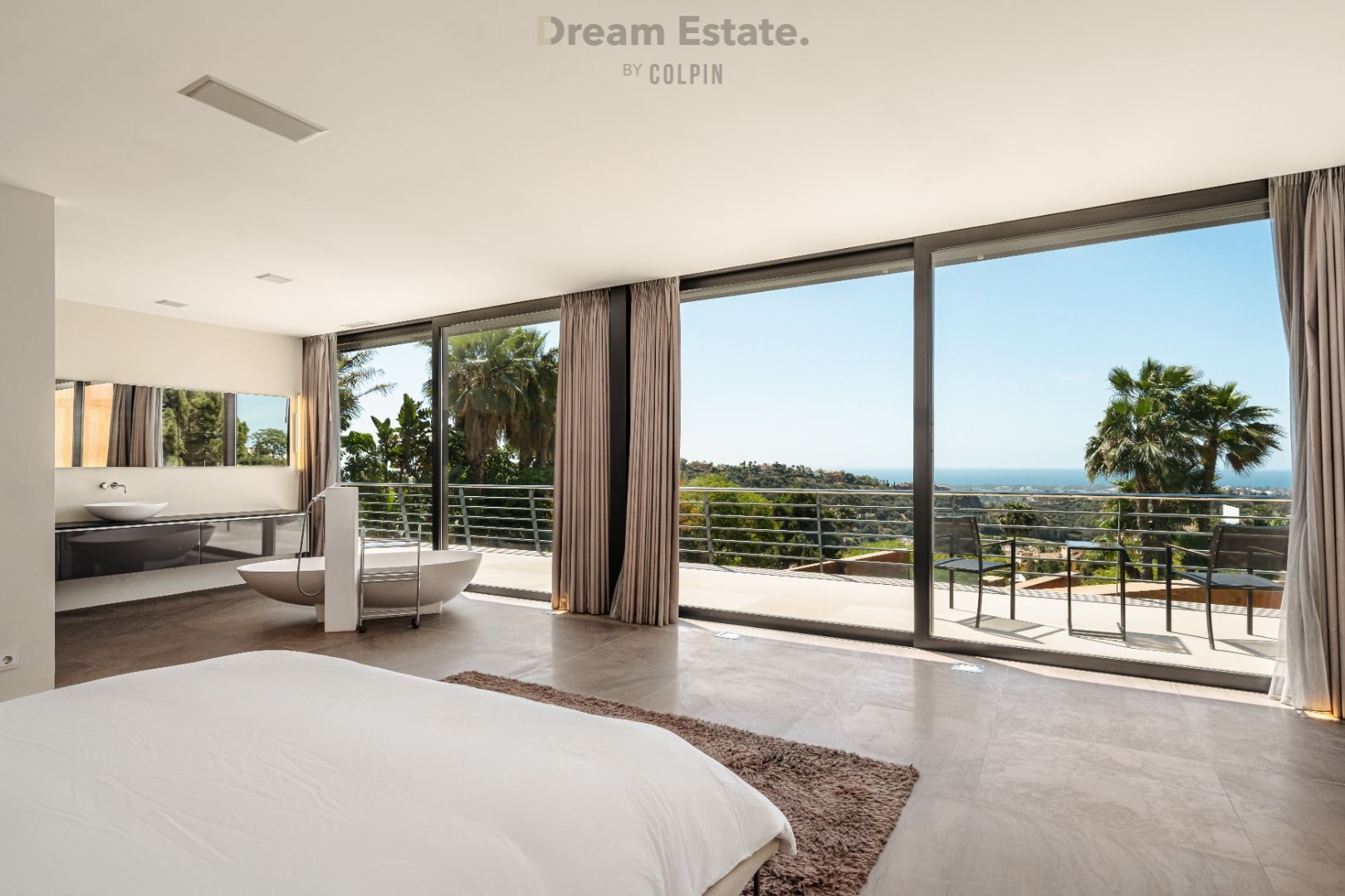 Deze uniek en ultramoderne villa is gelegen te La Reserva De Alcuzcuz, Benahavis. foto 9