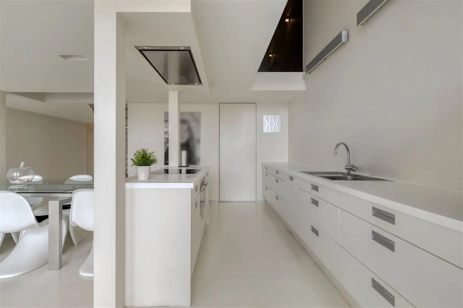 Trendy loft met 2 parkeerplaatsen foto 13