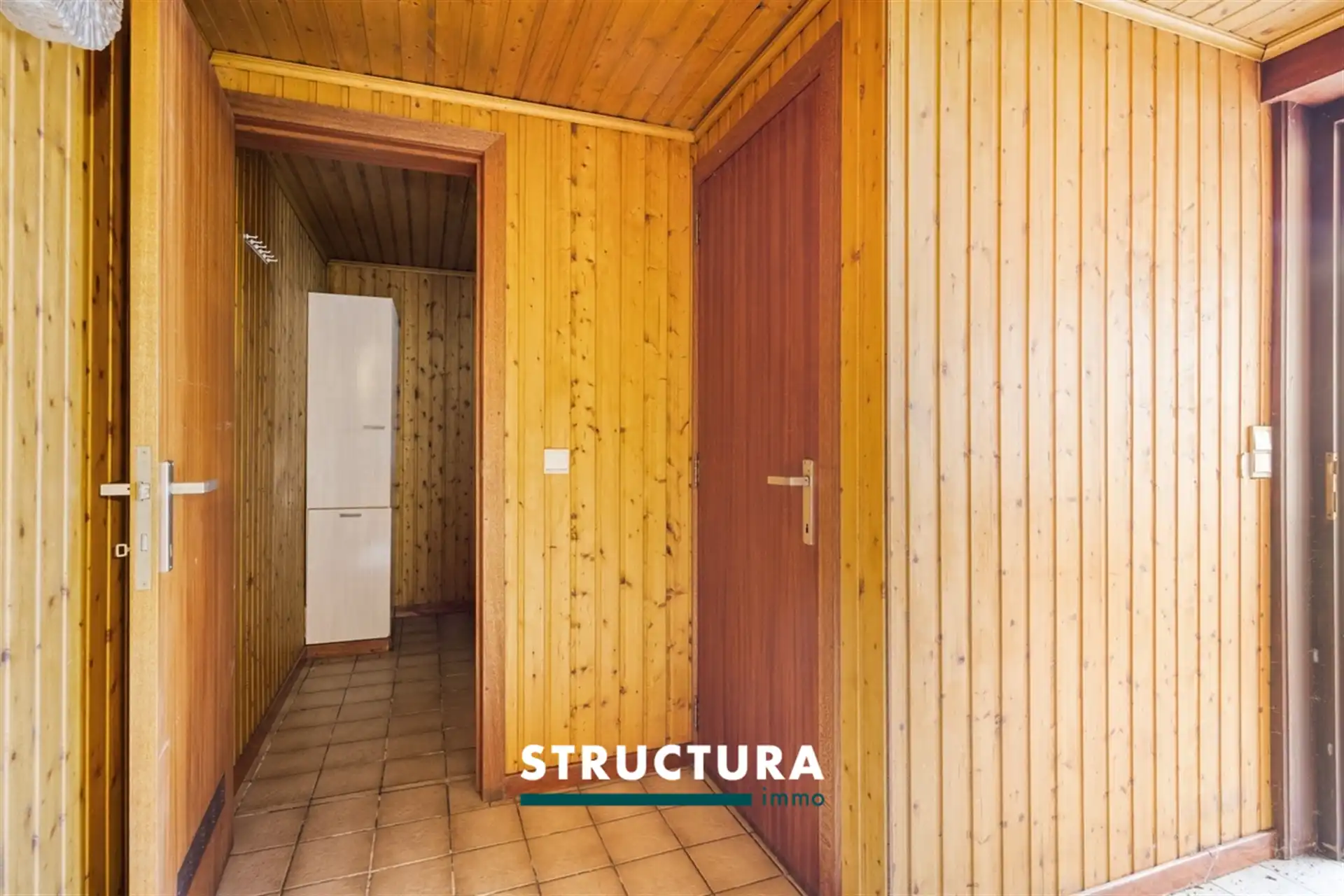 Te renoveren woning met prachtige tuin foto 9