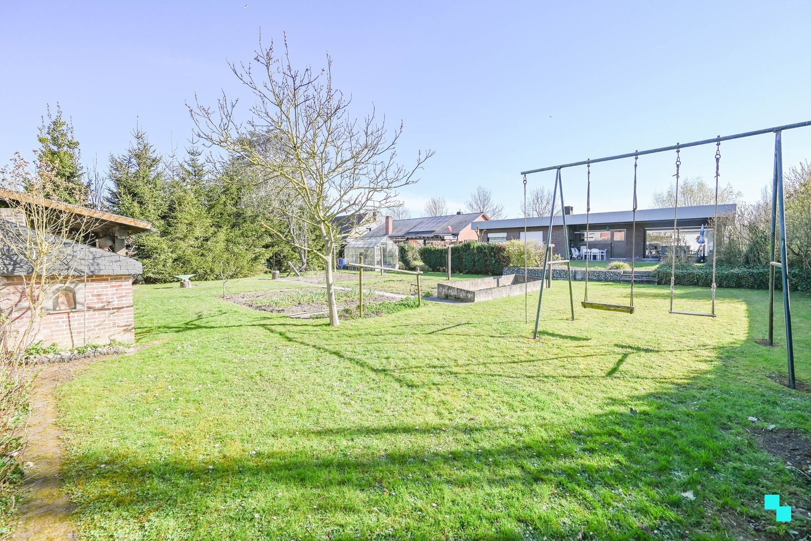 Charmante bungalow met landelijk uitzicht in Moen foto 32