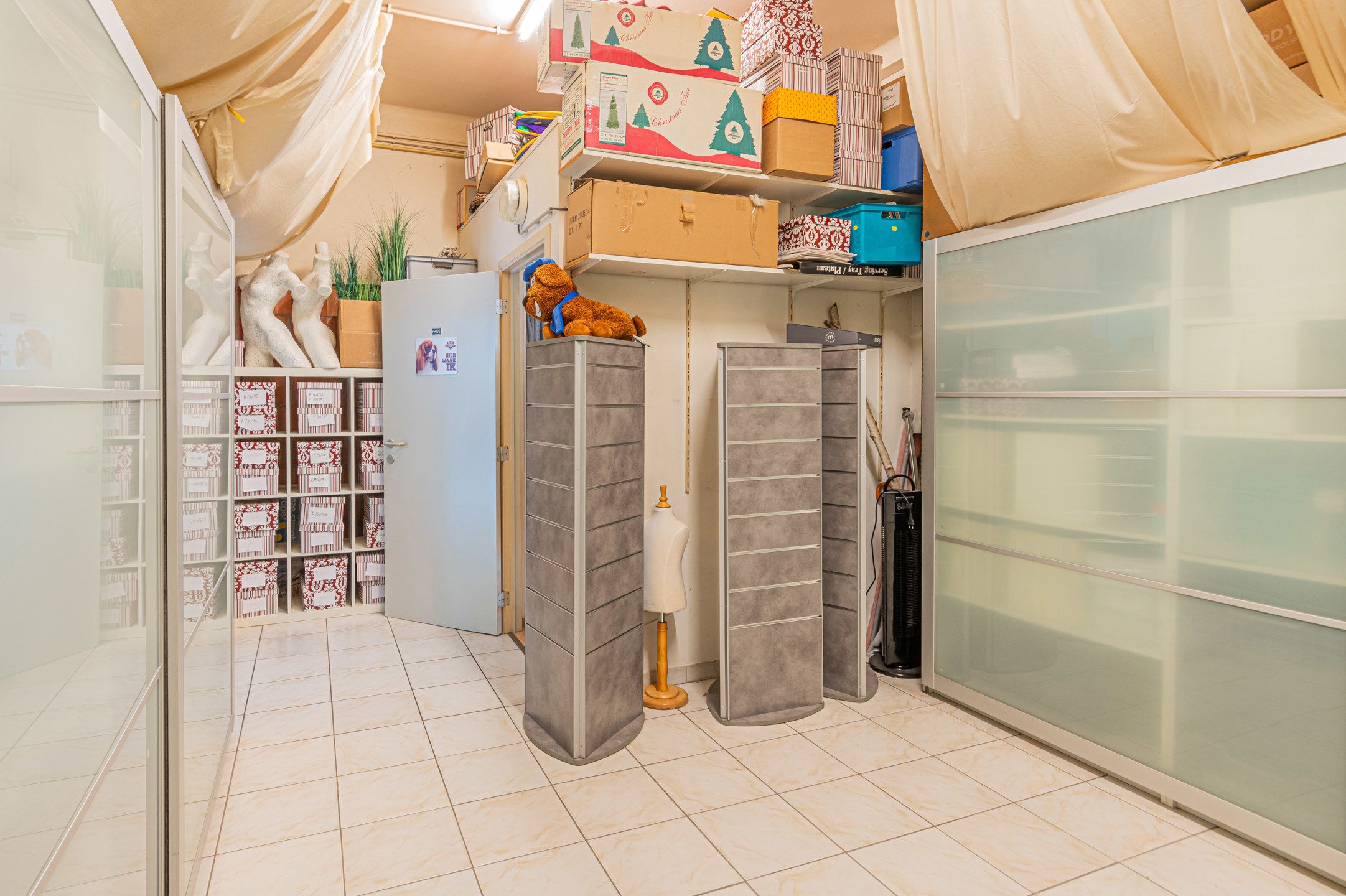 Handelshuis in hartje Willebroek foto 18