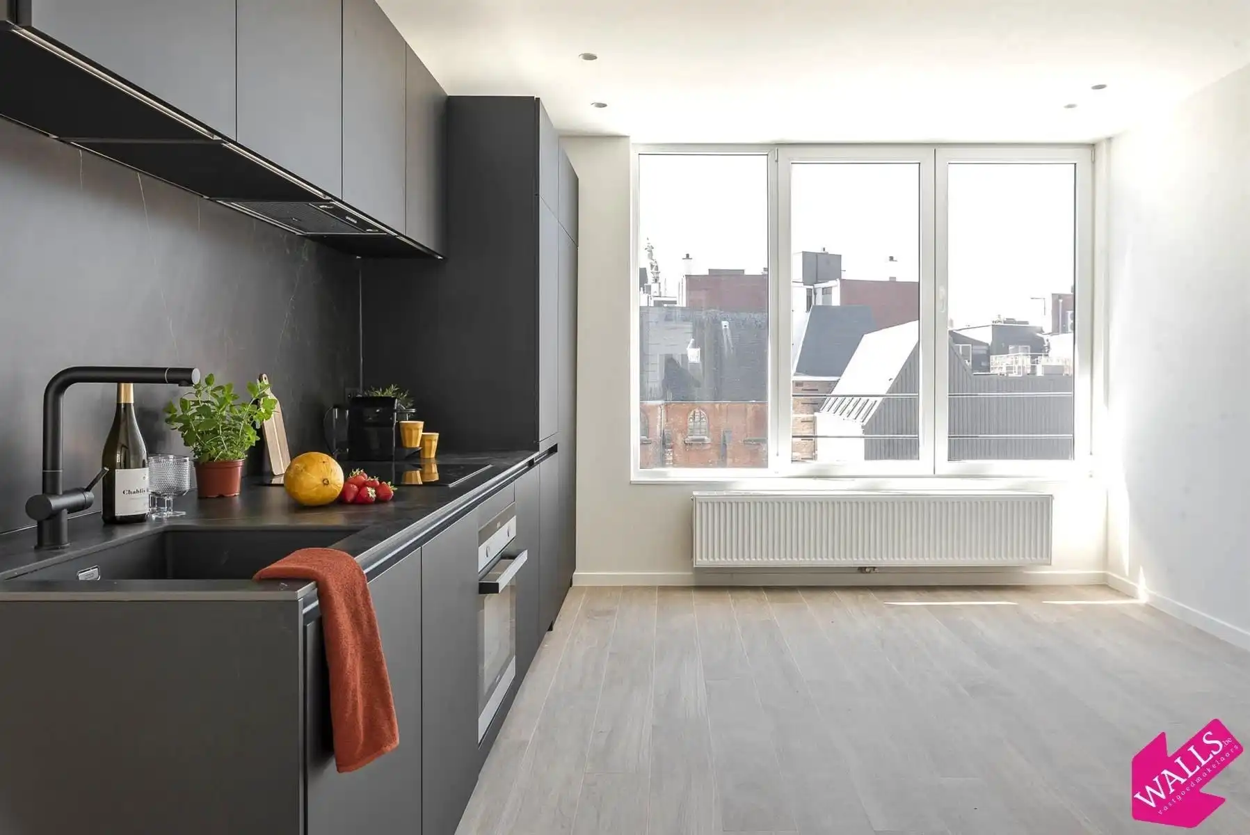 Luxueus gerenoveerd appartement op topligging foto {{pictureIndex}}