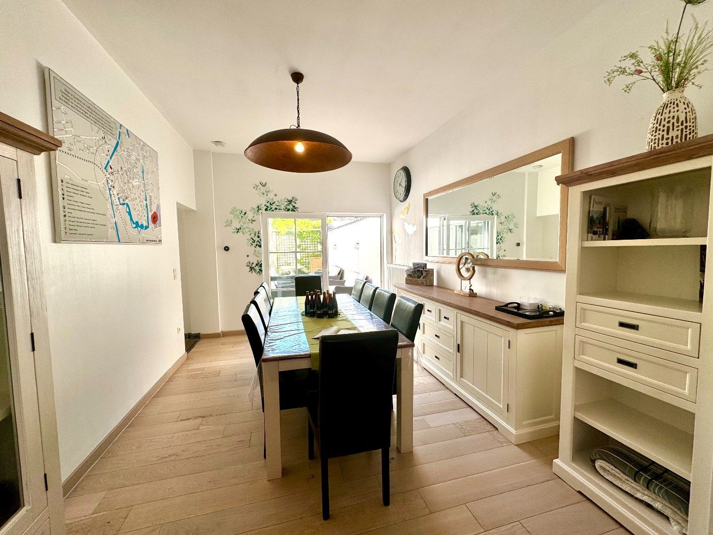 WONING MET 4 SLAAPKAMERS EN ZONNIGE STADSKOER (35M²) foto 6