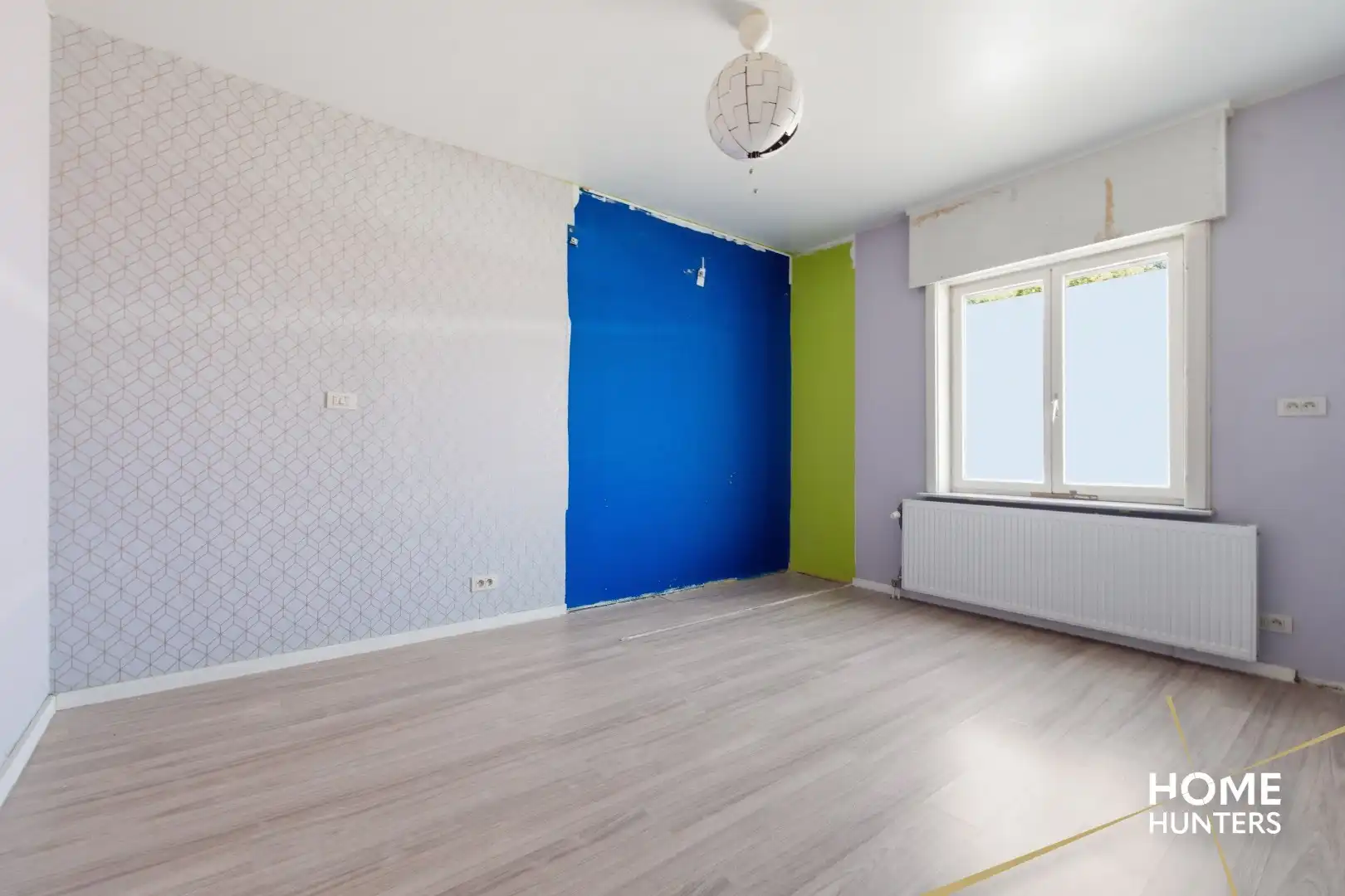 Te renoveren woning met ruime garage en tuin op centrale ligging te Zwevegem foto 21