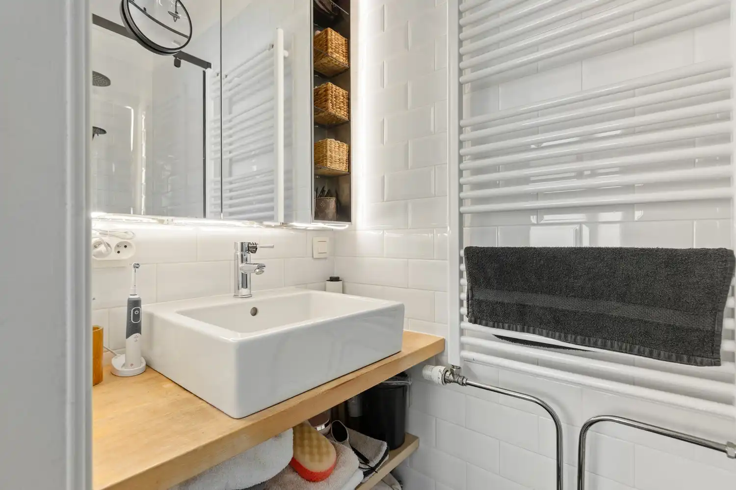 Instapklaar appartement (50 m²) met prachtig 'Ibiza Bohemian' terras nabij Zurenborg foto 21