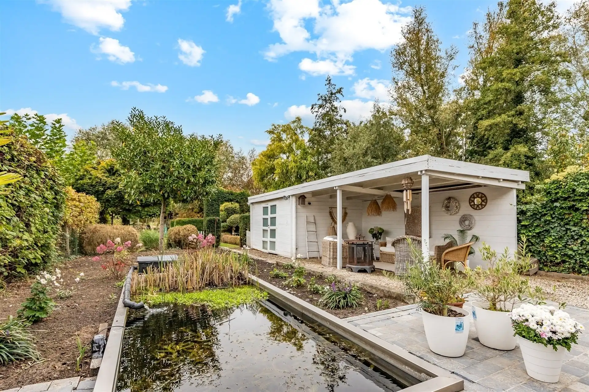 Super gezellige en instapklare woning met mooie tuin in Wichelen foto 3