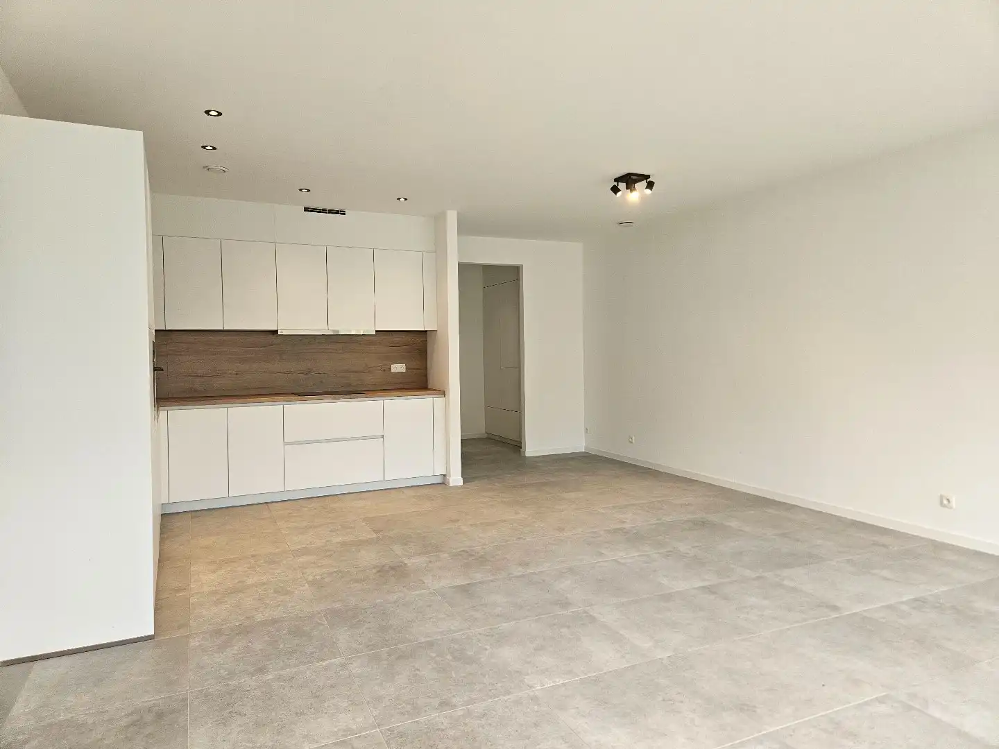Nieuwbouwwoning met 3 slaapkamers en tuin in het centrum van Mol! foto 5