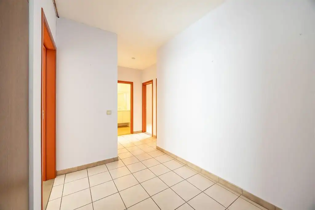 2 slpk-appartement met autostaanplaats in rustige woonwijk foto 13