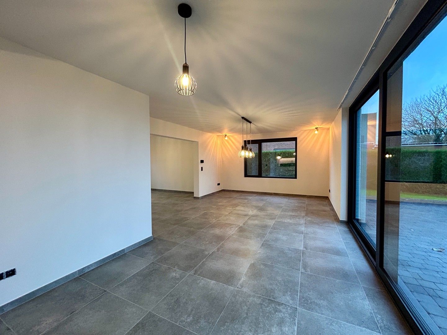 Prachtig gerenoveerde HOB met 3 slaapkamers te Rumbeke! foto 8