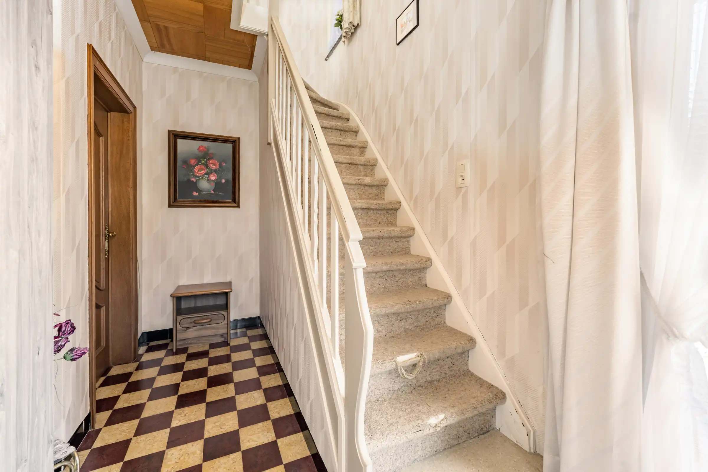 Gezellige woning met grote tuin in Outrijve foto 2