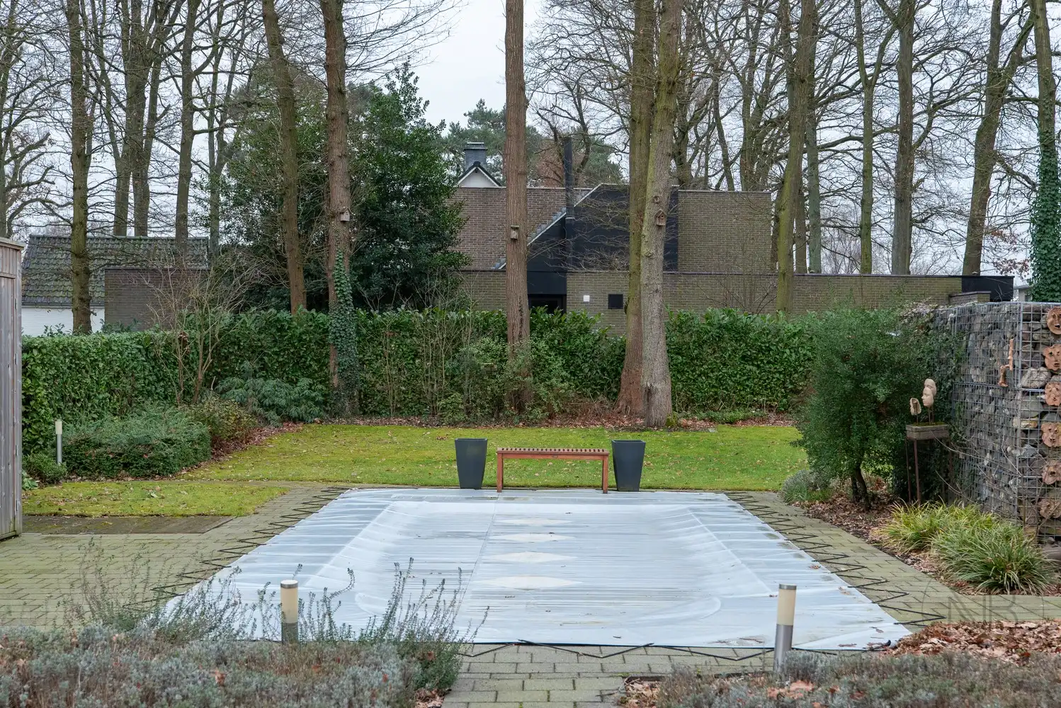 Moderne villa  met zwembad op toplocatie in Genk - instapklaar en future-proof foto 7