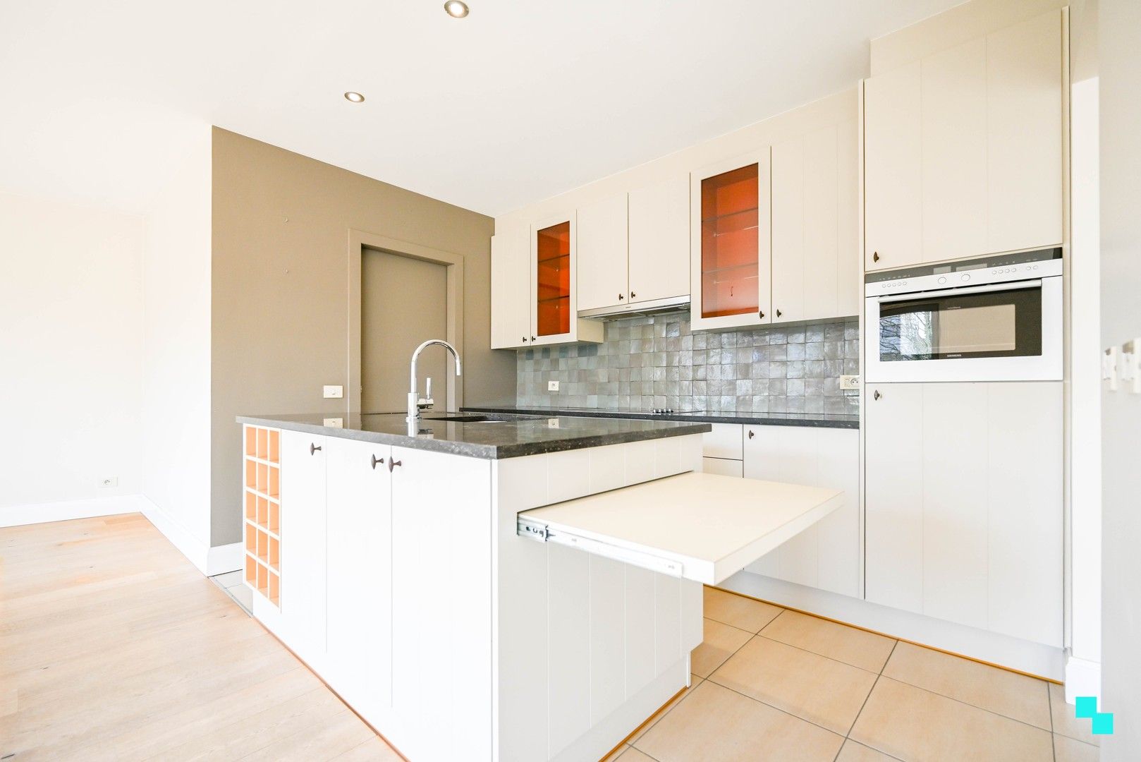Modern, energiezuinig, instapklaar appartement te Wielsbeke foto 7