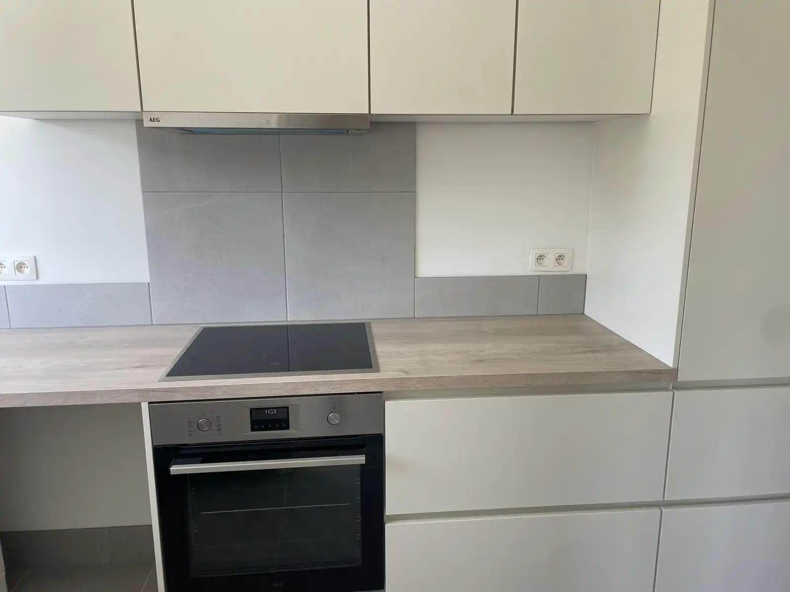 Leemans Immobiliën biedt u dit instapklare appartement te huur aan in Asse foto 11
