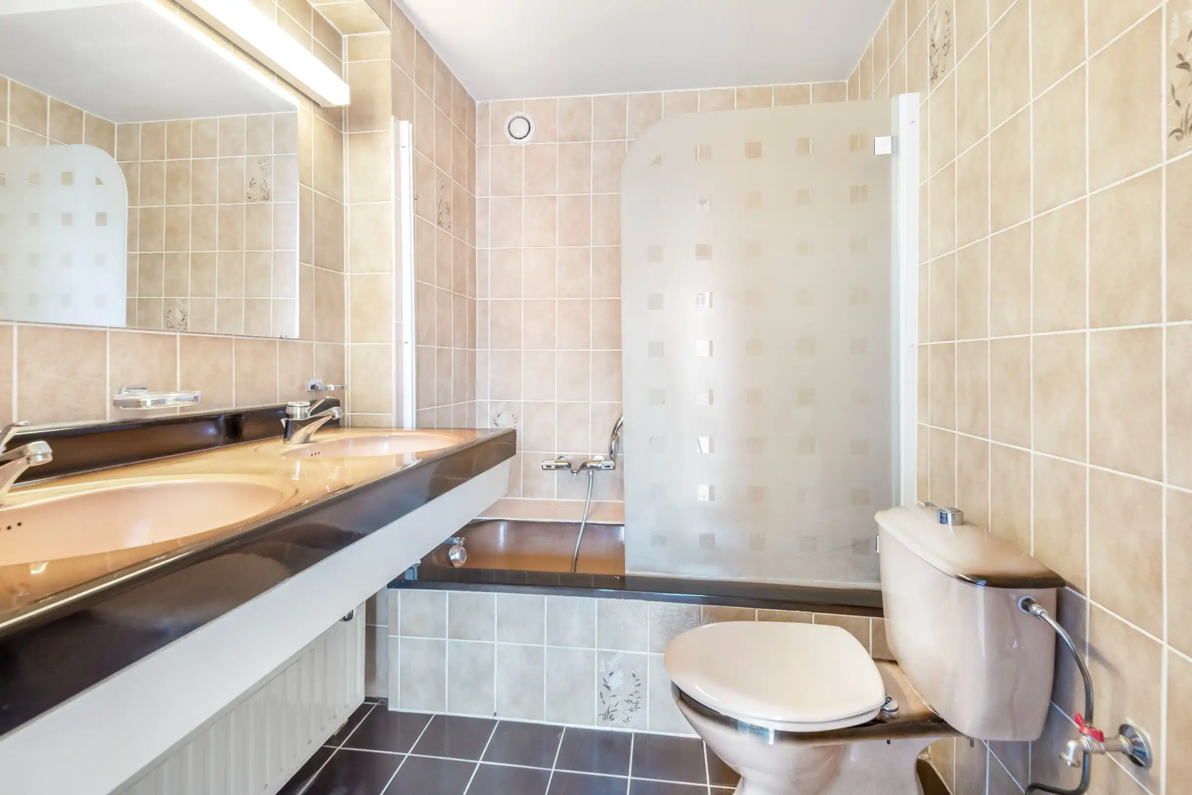 Centraal gelegen appartement met zijdelings zeezicht en zicht op het Van Bunnenplein foto 7