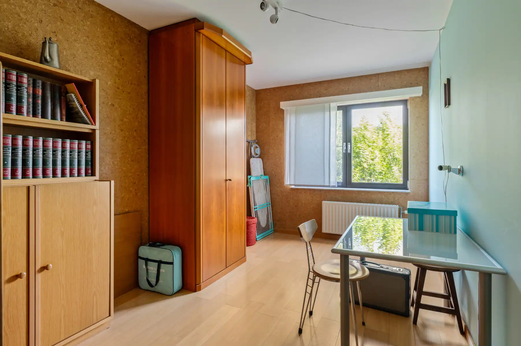 Rustig wonen met terras, 3 slaapkamers en private parking foto 8