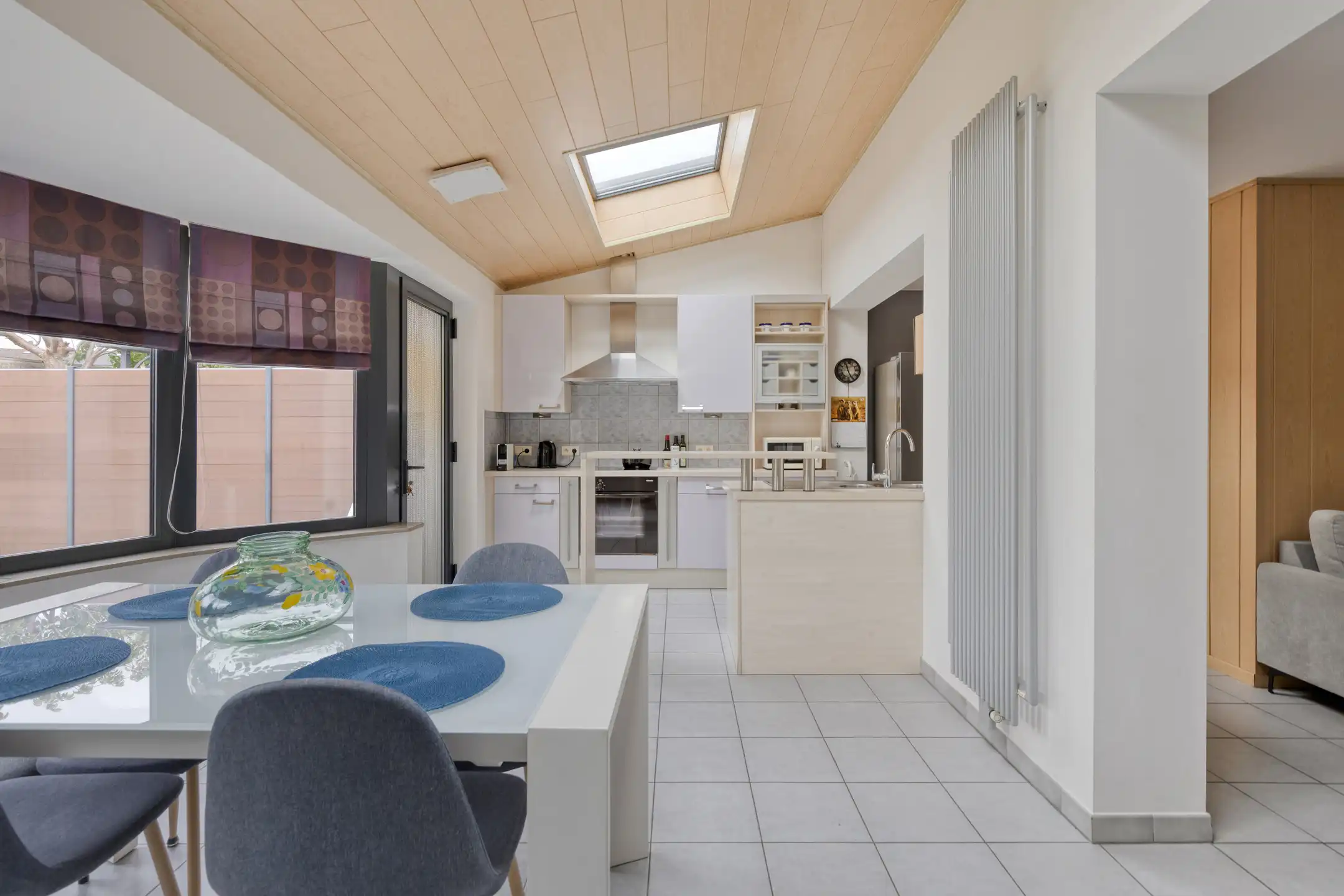 Uiterst goed gelegen woning met garage, tuin in Dilbeek foto 5