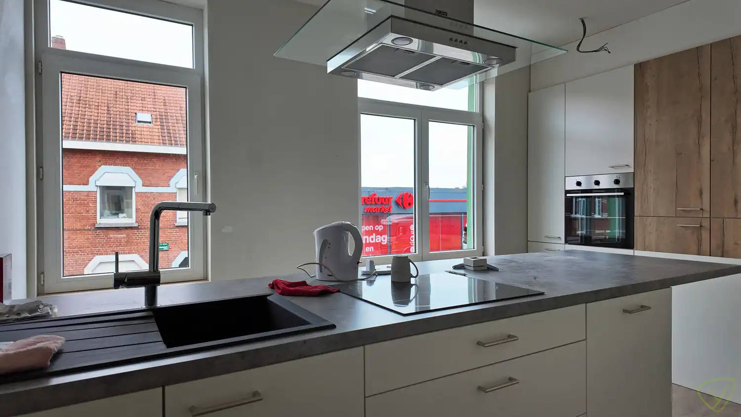 Gerenoveerde woning met centrale ligging te Eeklo! foto 6