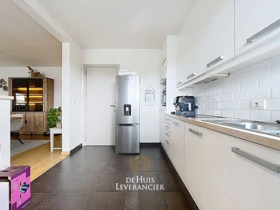 Lichtrijk en instapklaar appartement (100 m²) met zonnig terras in Molenveld Edegem! foto 11