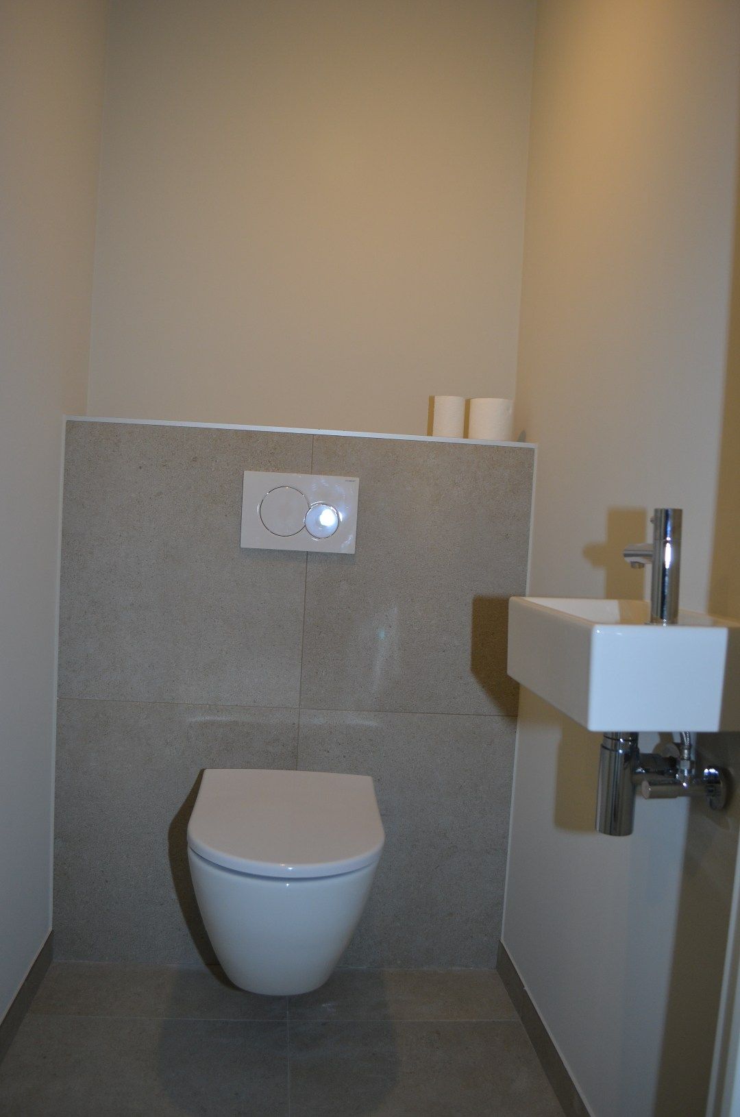 Wonen aan 't kanaal in een appartement met twee slaapkamers met ruim terras.  Lift aanwezig. foto 11
