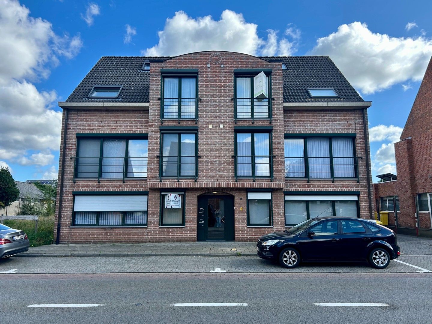 Gezellig 2-slaapkamerappartement te huur in Lichtaart! foto {{pictureIndex}}