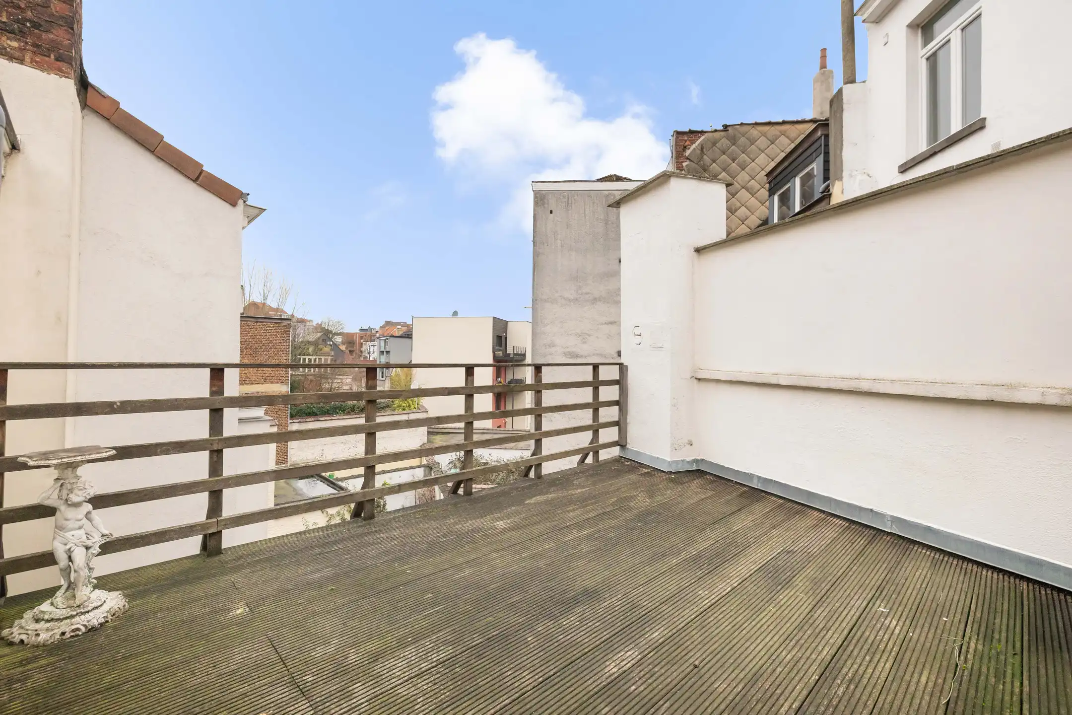 Gezinswoning met terras in hartje Etterbeek foto 31