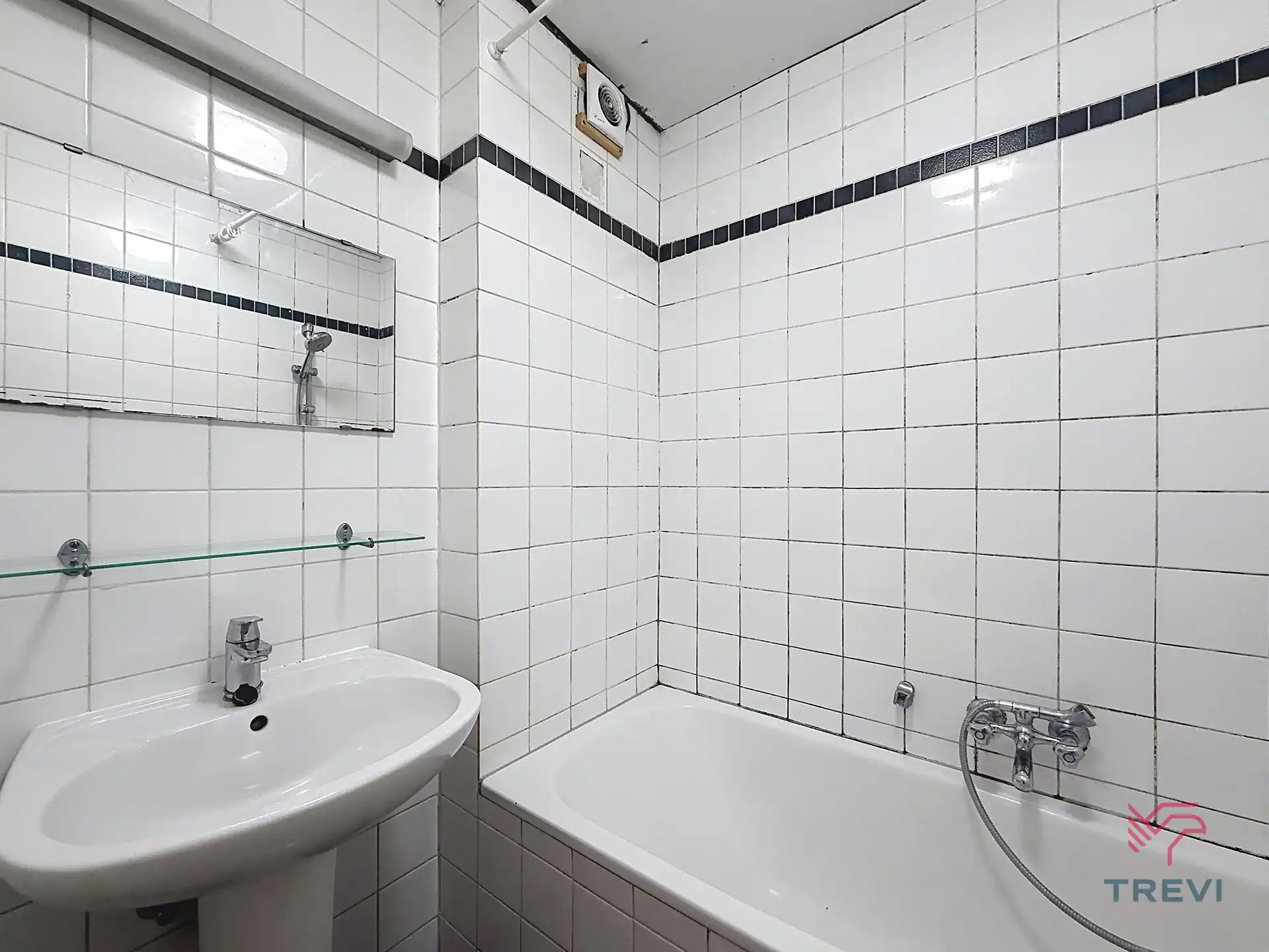 SCHAERBEEK, lichtrijk app. 80 m², 2 slpkmrs, nabij vervoer. foto 10