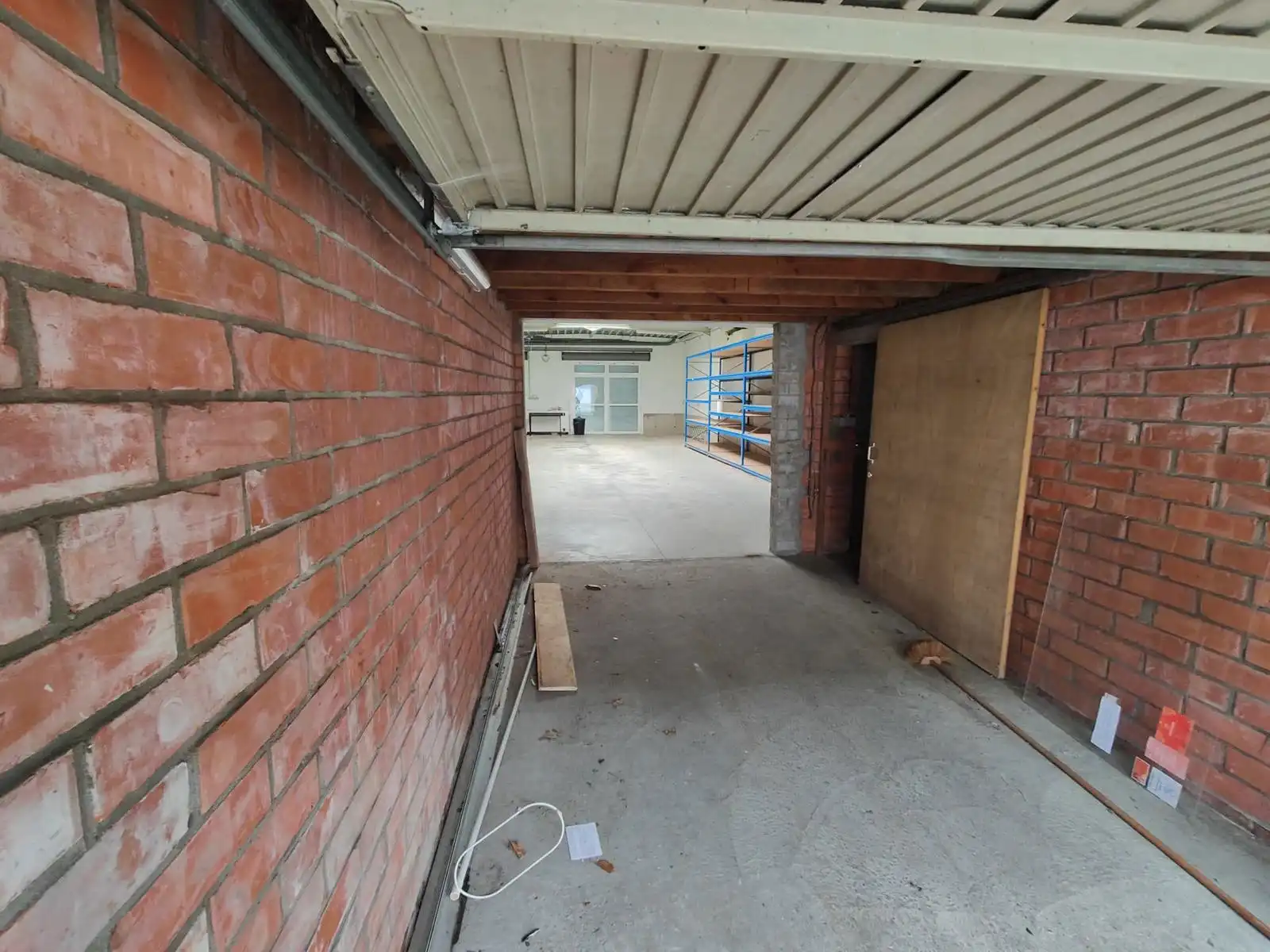 Titel: Commercieel gelijkvloers op toplocatie in het hart van Beveren foto 14